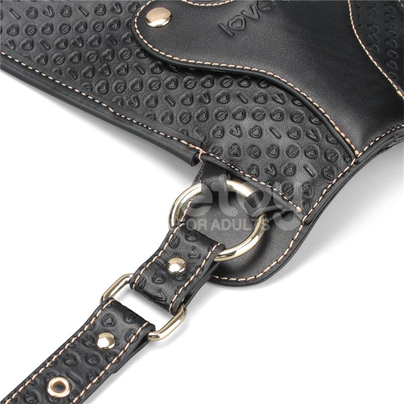 Rebellion Reign Dildo Saddle Silla De Montar