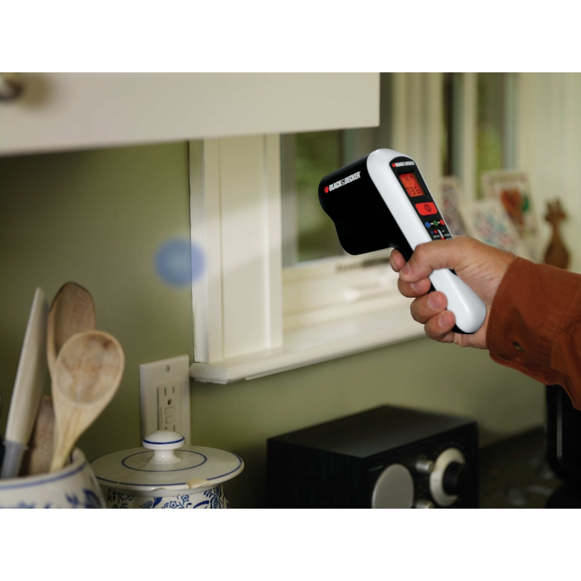 Detector De Ahorro De Energía Black+Decker Tld100, Detector Térmico (Blanco/Negro, 9 Voltios)