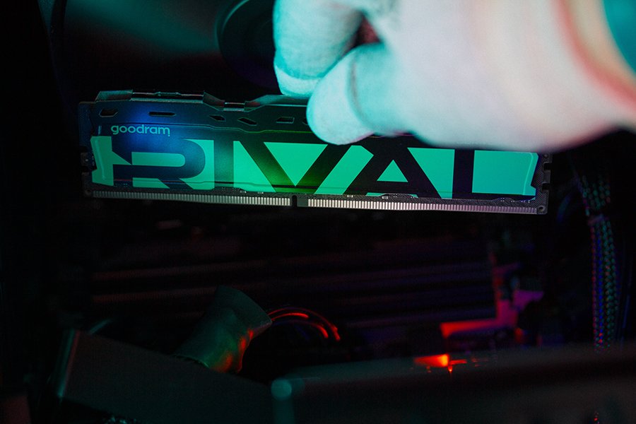 EAN 5908267915288 - Goodram *DDR4 Rival Radiant 32GB (1*32)/3200 CL16 Green módulo de memoria 1 x 32 GB 3200 MT/s 288-pin DIM imagen 9