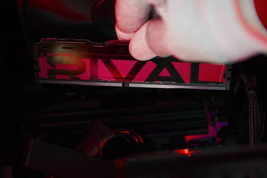 EAN 5908267915295 - Goodram *DDR4 Rival Radiant 32GB (1*32)/3200 CL16 Red módulo de memoria 1 x 32 GB 3200 MT/s 288-pin DIMM imagen 9