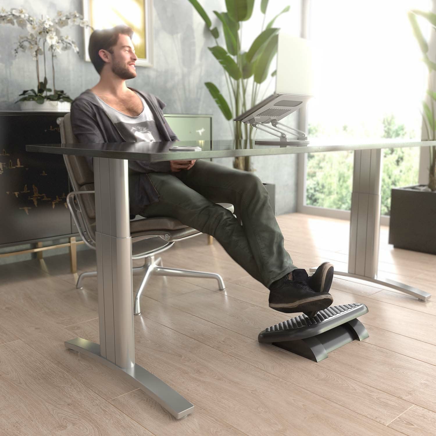 Aisens Reposapiés Inclinable, Negro