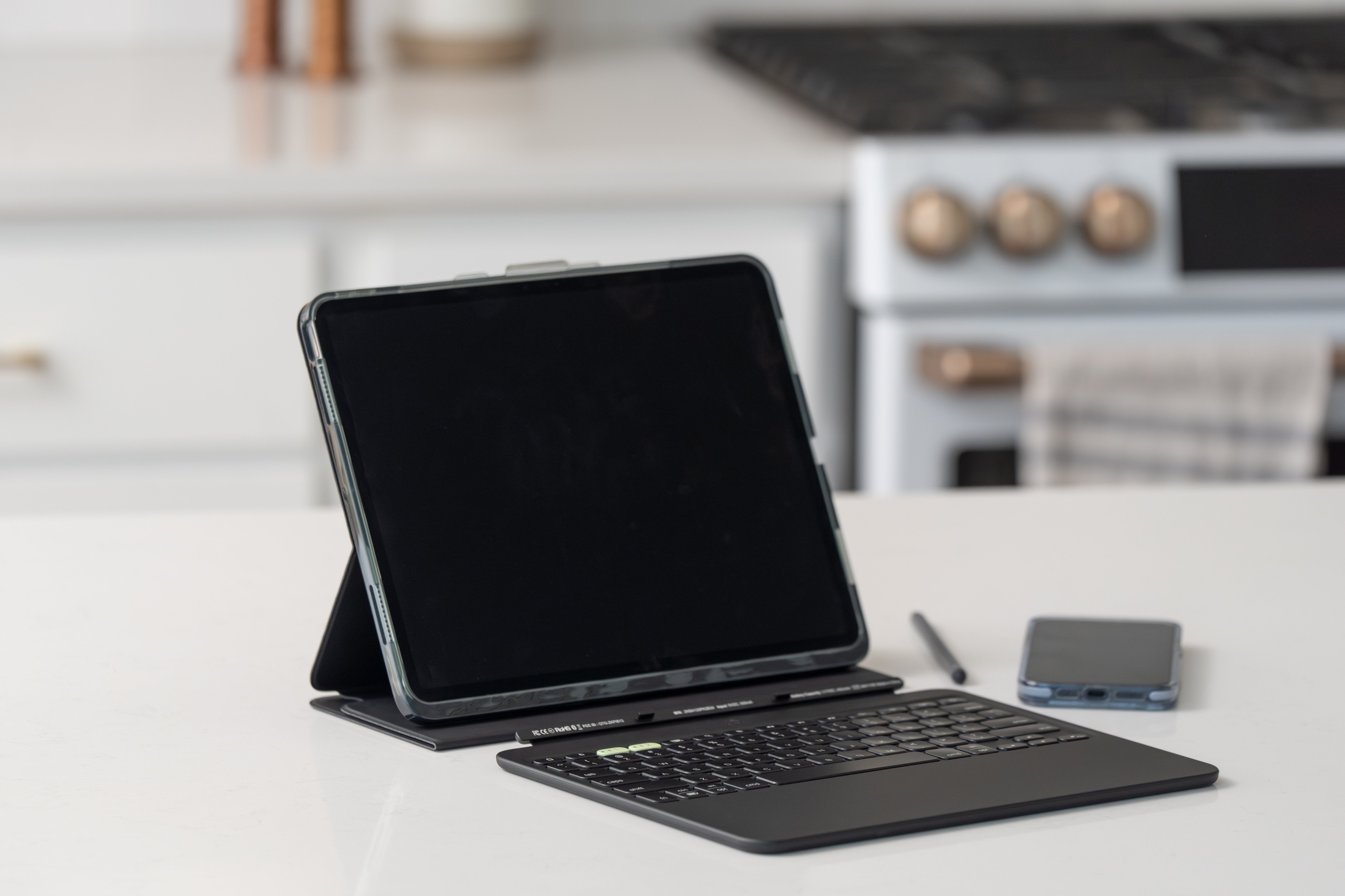 EAN 0840390314956 - ZAGG Pro Keys 2 QWERTZ Alemán Bluetooth Negro imagen 7