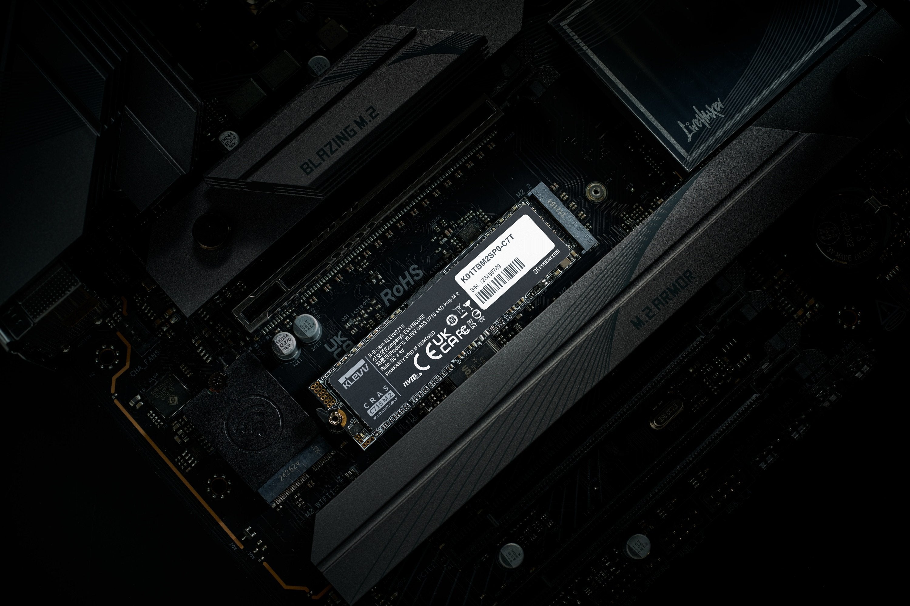 Klevv Ssd C715 - 256 Gb - M.2 2280 - Pcie 3.0 X4 Nvme