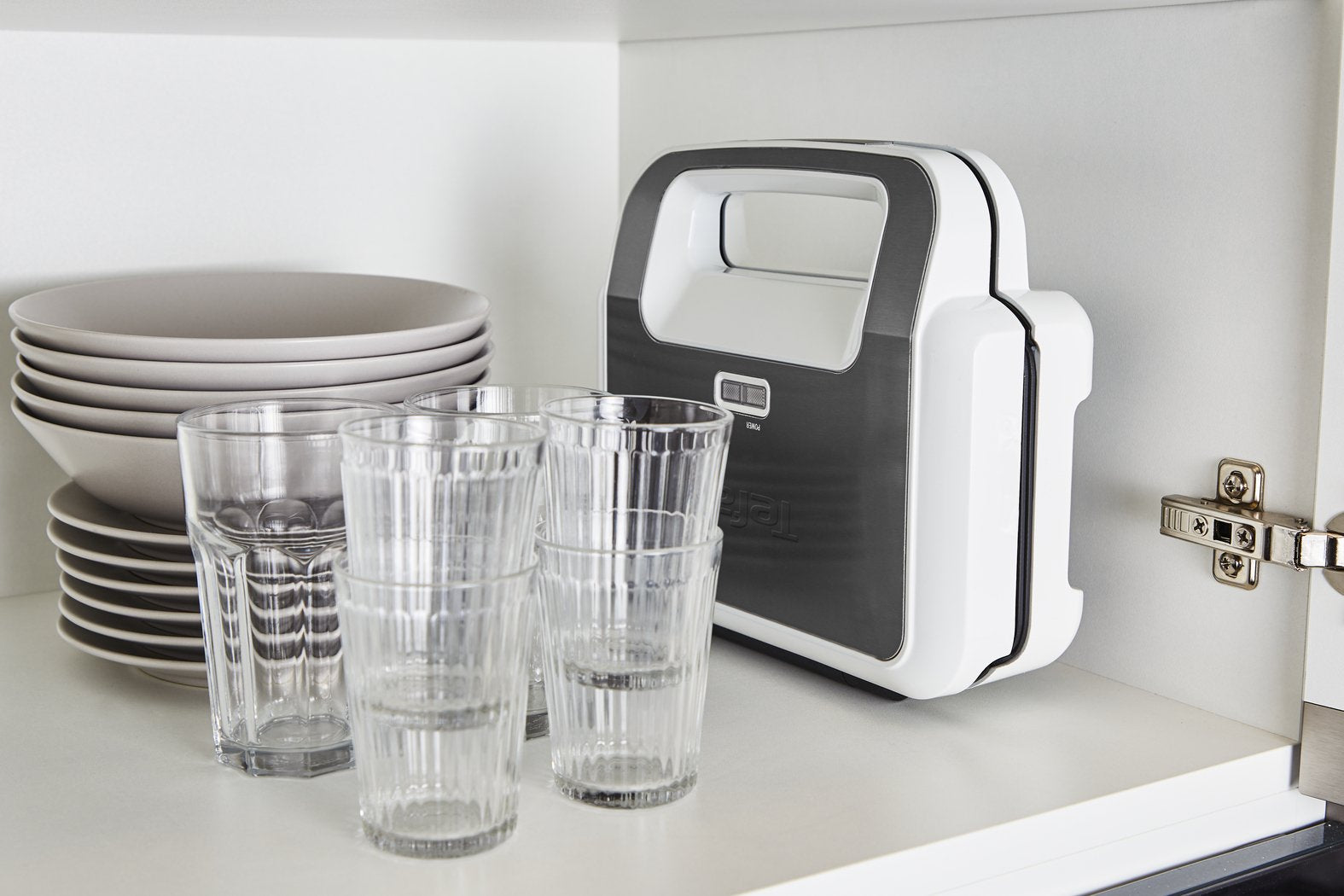 Sandwichera  Tefal Snack Xl Sw7011, Blanco/Gris, 850 Vatios, Con 2 Juegos De Platos Sw 7011