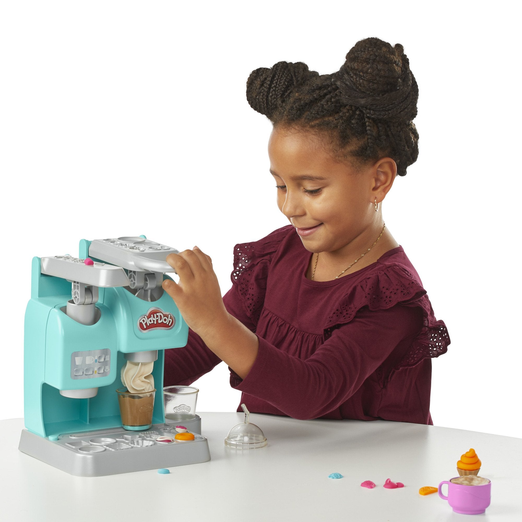 Hasbro F58365, Modelado