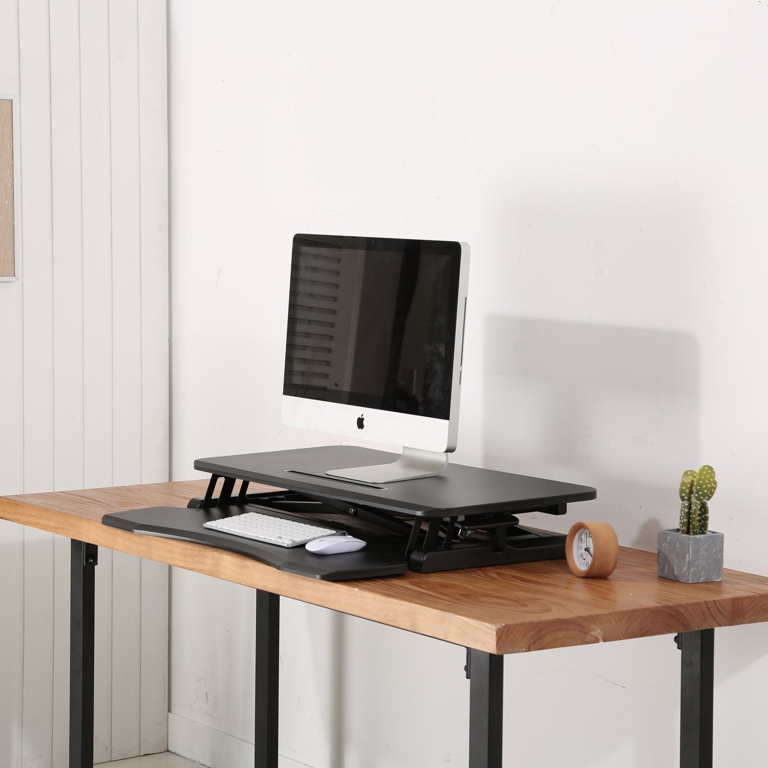 Soporte Monitor Ewent C/Bandeja Para Teclado Elevación 10-15cm