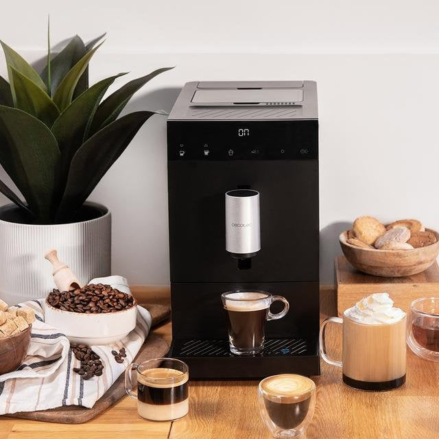 Cafetera Cecotec Cremmaet Commpact Totalmente Automática Máquina Espresso 1,1 L