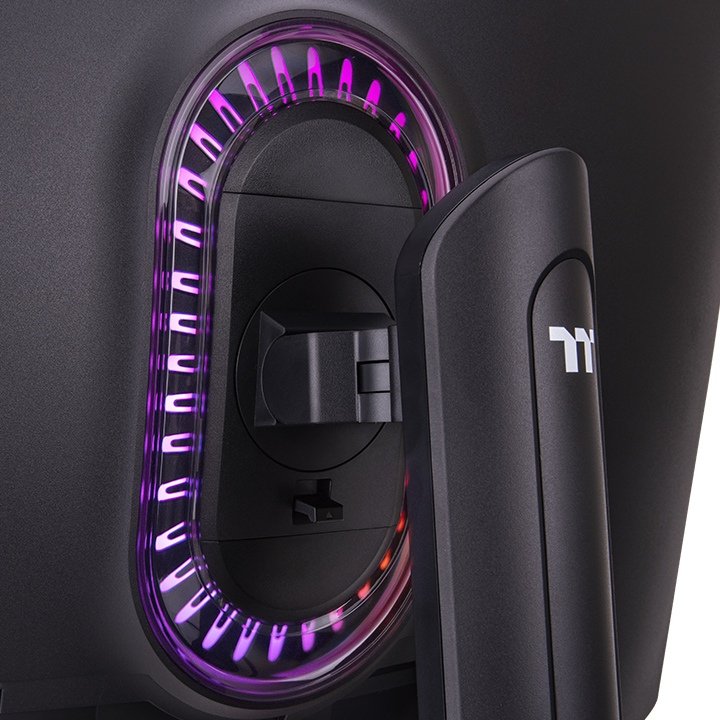 Monitor  Thermaltake 32  Curved Gaming