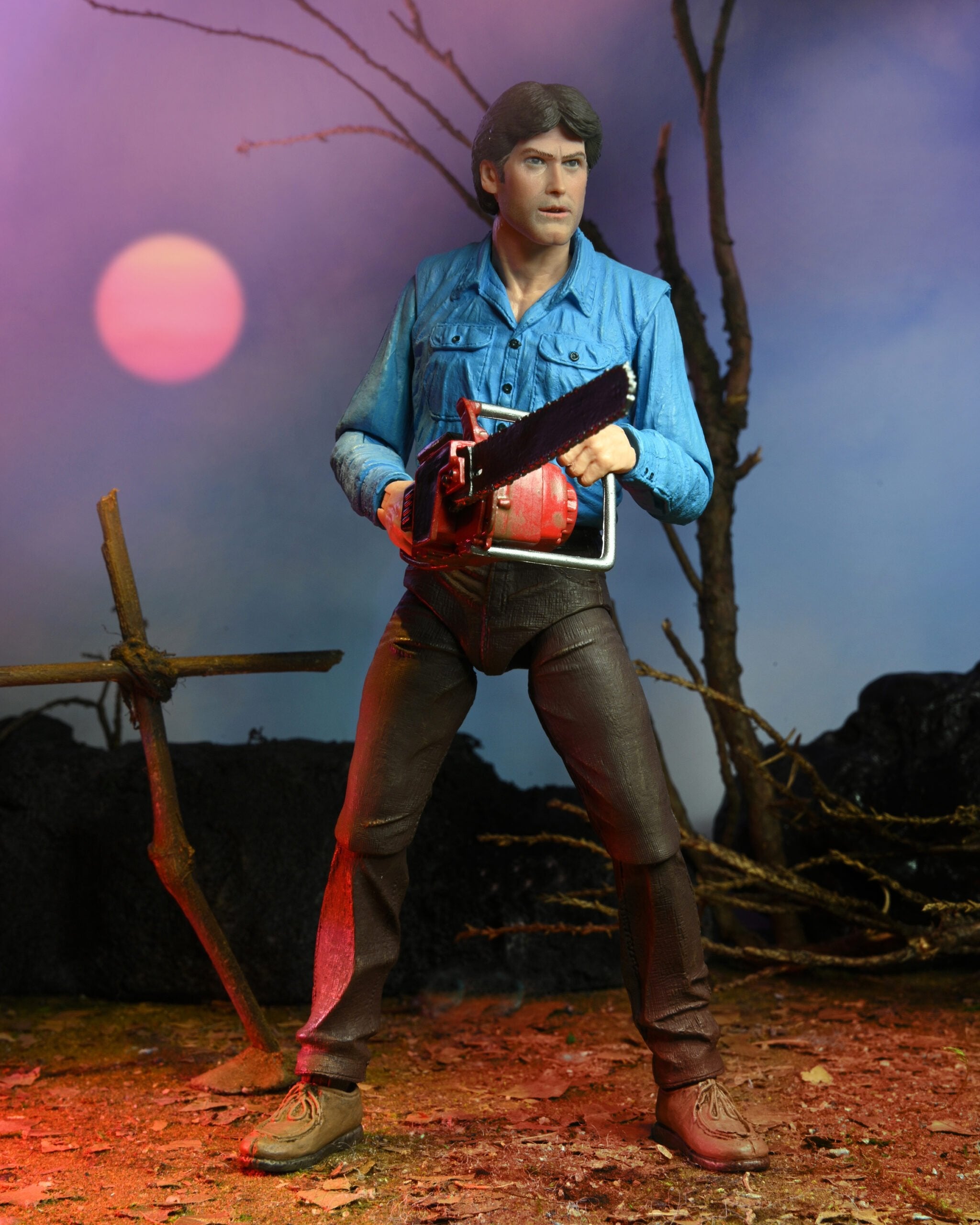 Figura Neca Evil Dead Scale Ultimate Ash 40 Aniversario 18 Cm