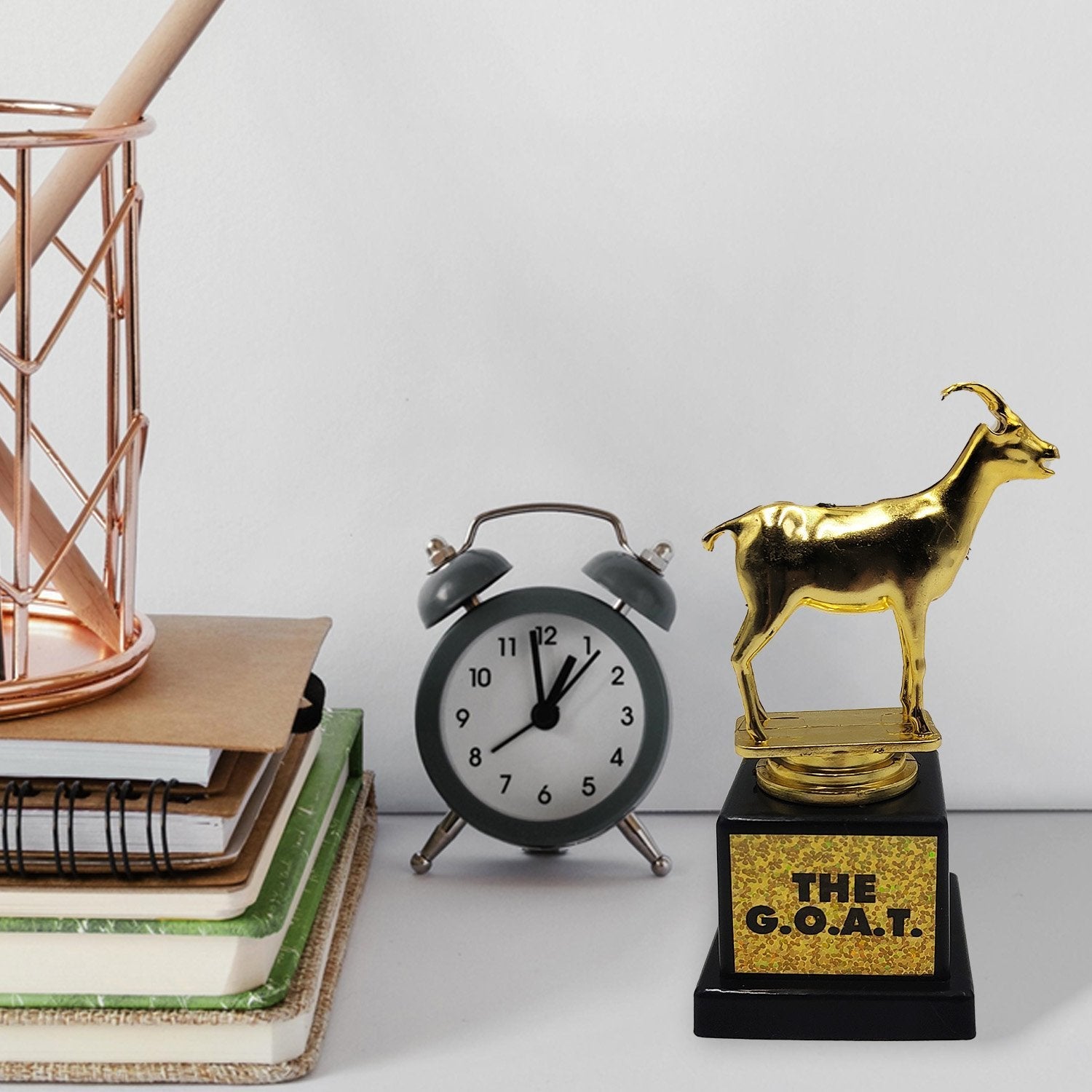 Mad Monkey - Trophäe "The G.O.A.T."