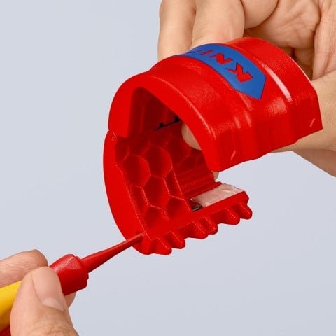 Cortatubos Bix® Para Tubos De Plástico Y Manguitos De Sellado 902210b Knipex