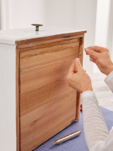 Tesa Adhesivo Para Uñas Ajumable Papel Pintado Y Yeso Hama 2kg 2uds.