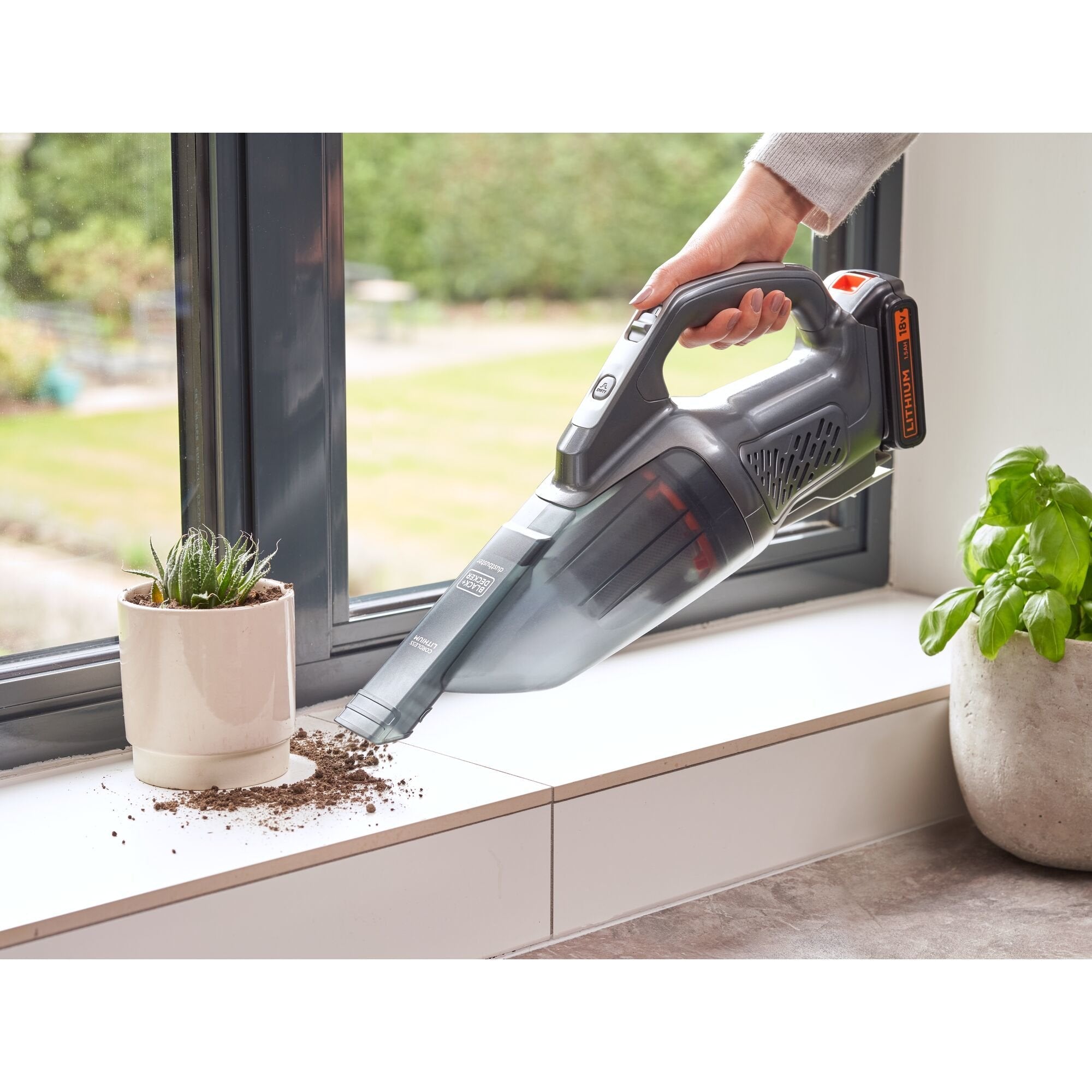 Aspiradora De Mano Black & Decker Bchv001b-Xj