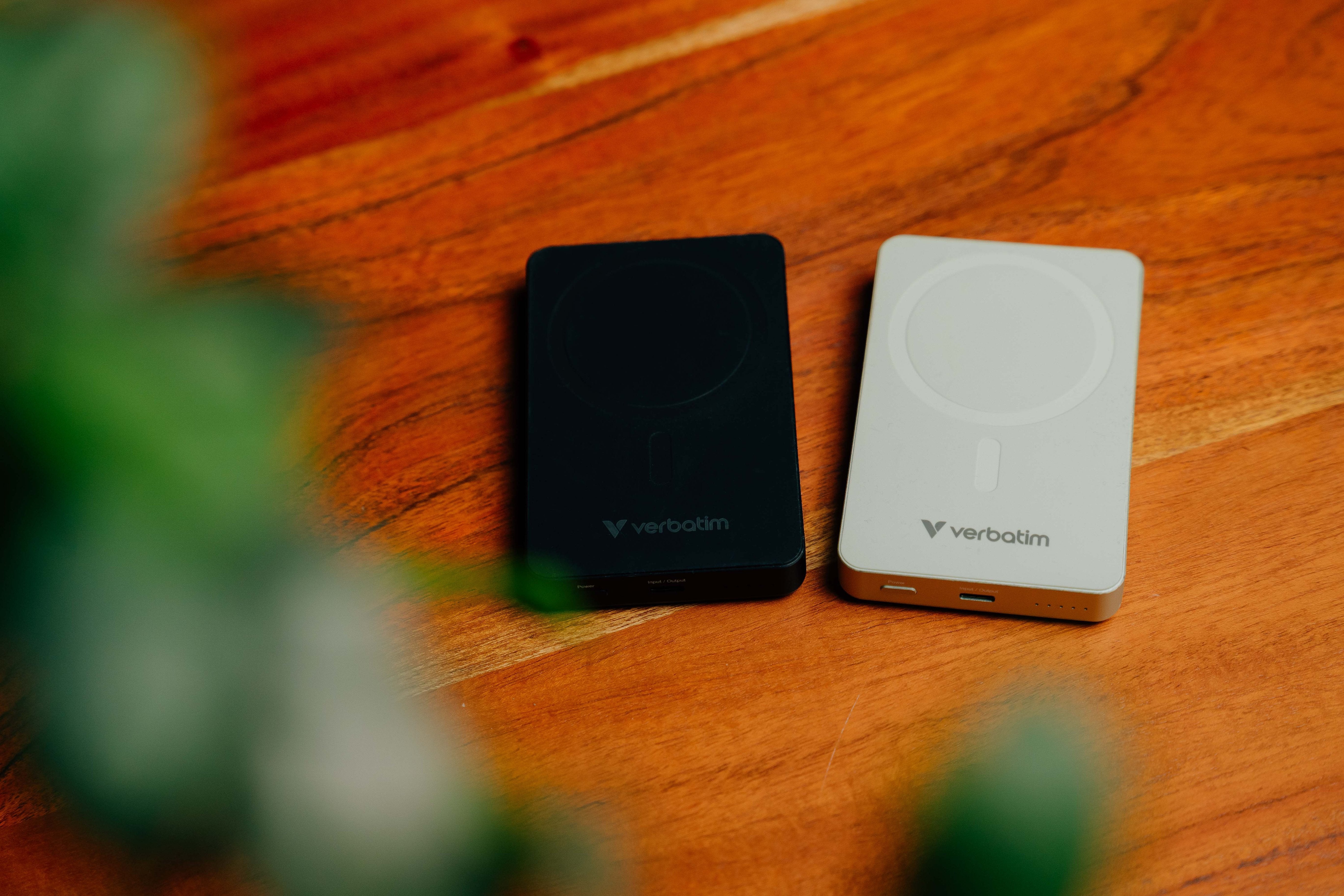 Verbatim Essential Power Bank Magn.Wirel. 10000mah Schw. 32227