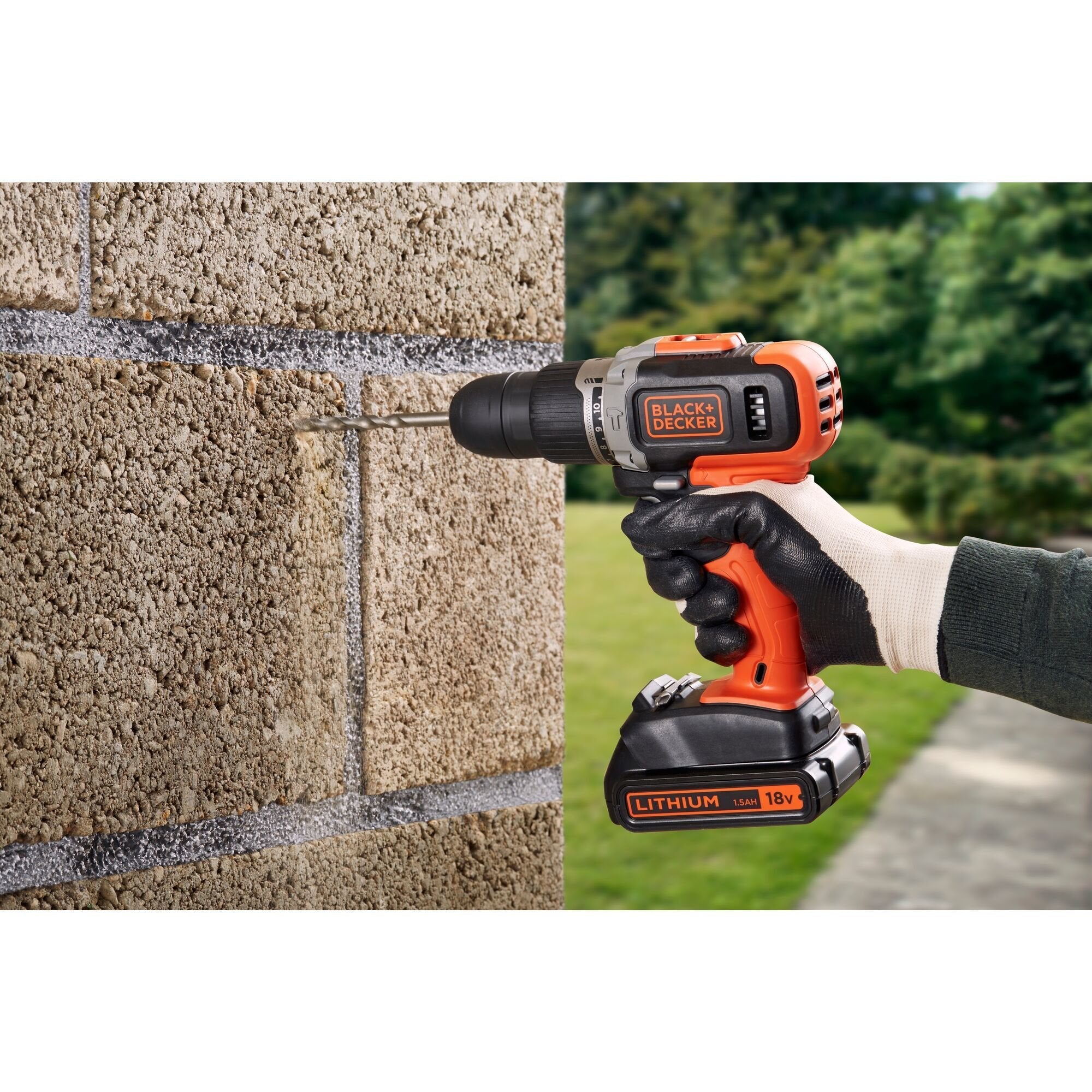 Taladro Black & Decker Bcd003c2k-Qw  1400 Rpm Sin Llave Negro, Rojo