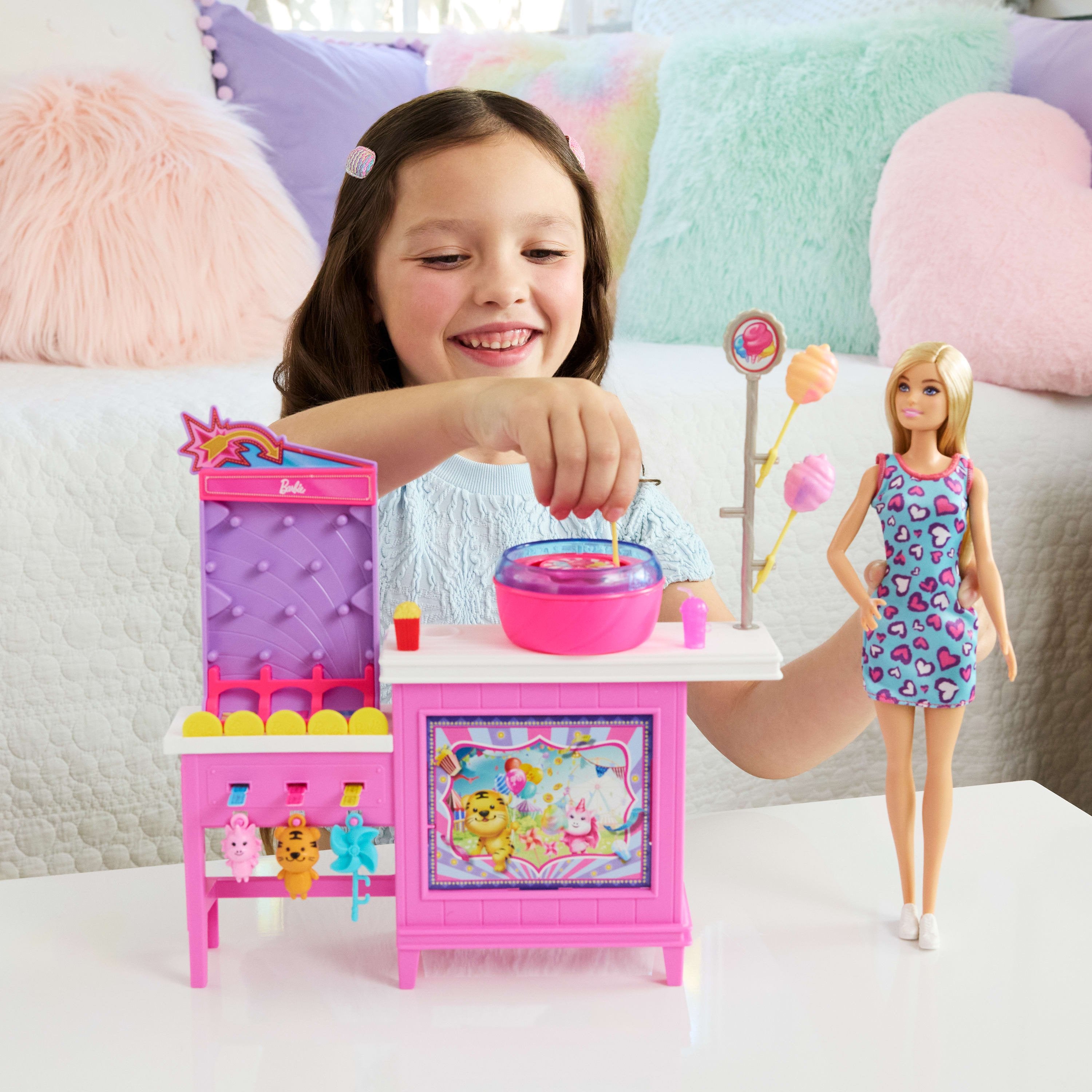 EAN 194735306299 - Barbie JFV67 muñeca imagen 4