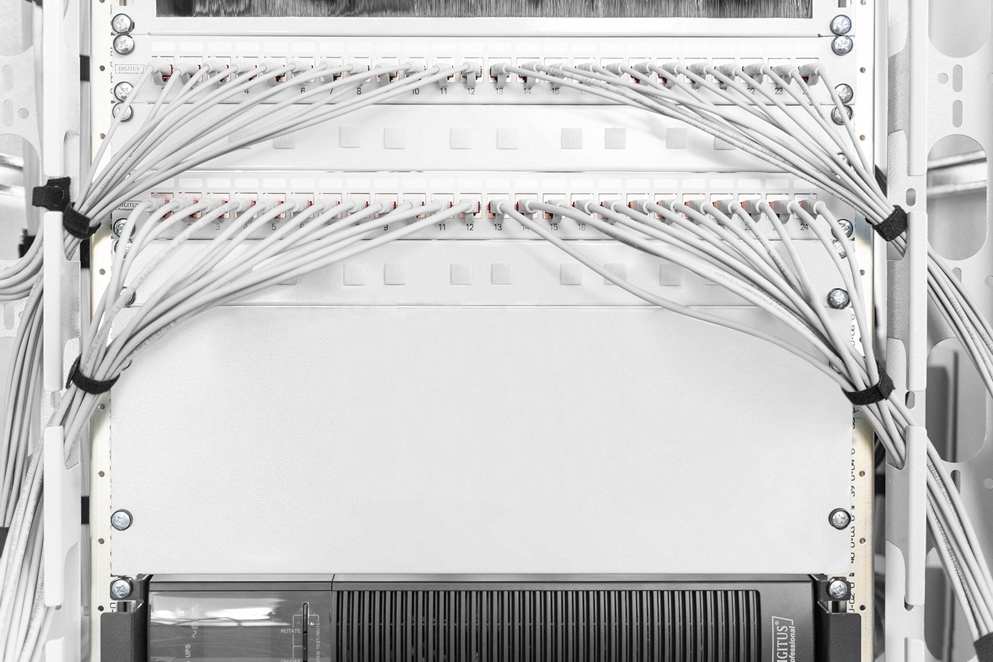 EAN 4016032254706 - Digitus DN-19 BPN-04 accesorio de bastidor imagen 2