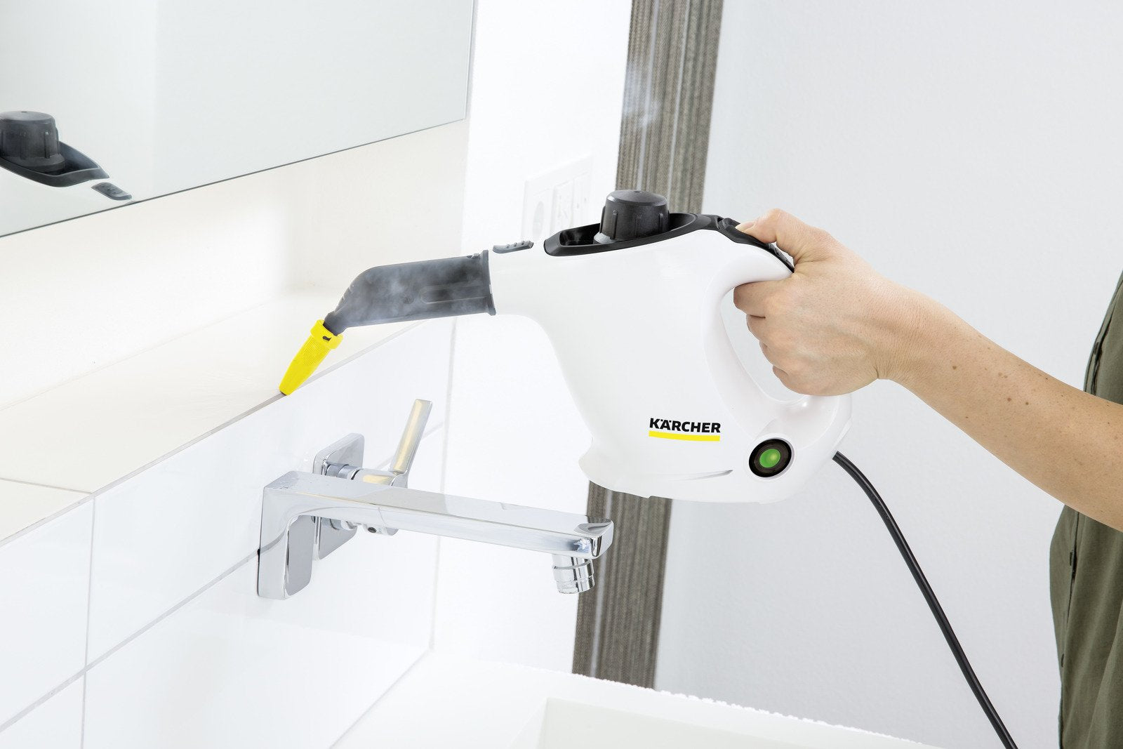 EAN 4054278975733 - Kärcher SC 1 EasyFix Limpiador a vapor portátil 1200 W Negro, Blanco imagen 4