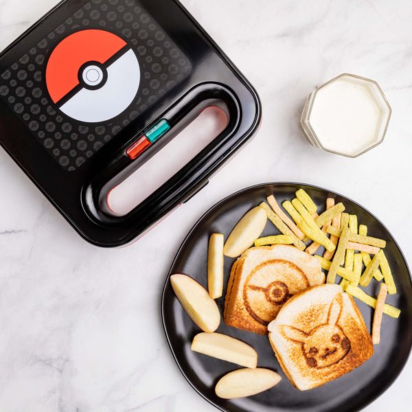 Sandwichera Uncanny Brands Pokemon Pokeball & Pikachu