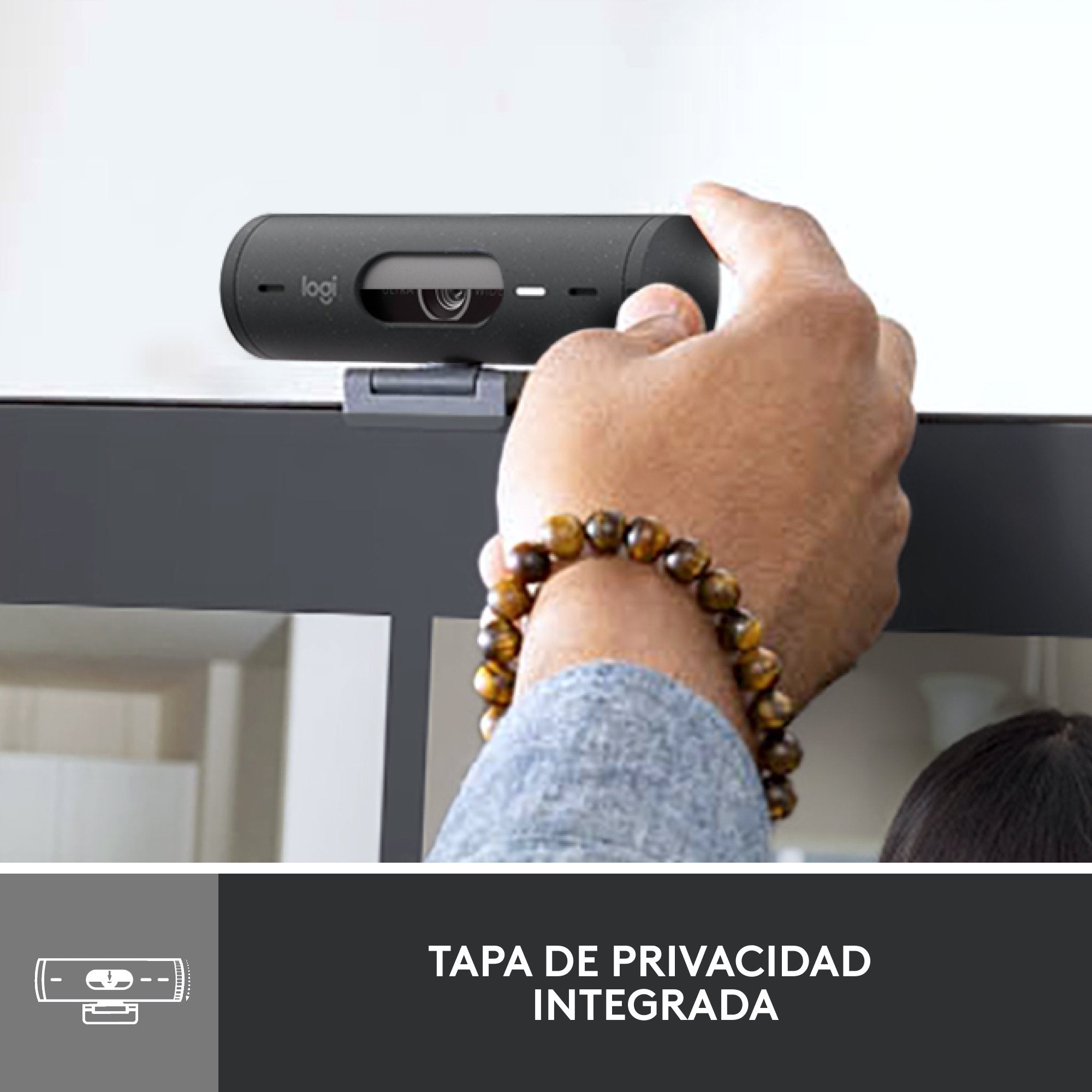 EAN 5099206104914 - Logitech 960-001422 cámara web 4 MP 1920 x 1080 Pixeles USB-C Grafito imagen 13