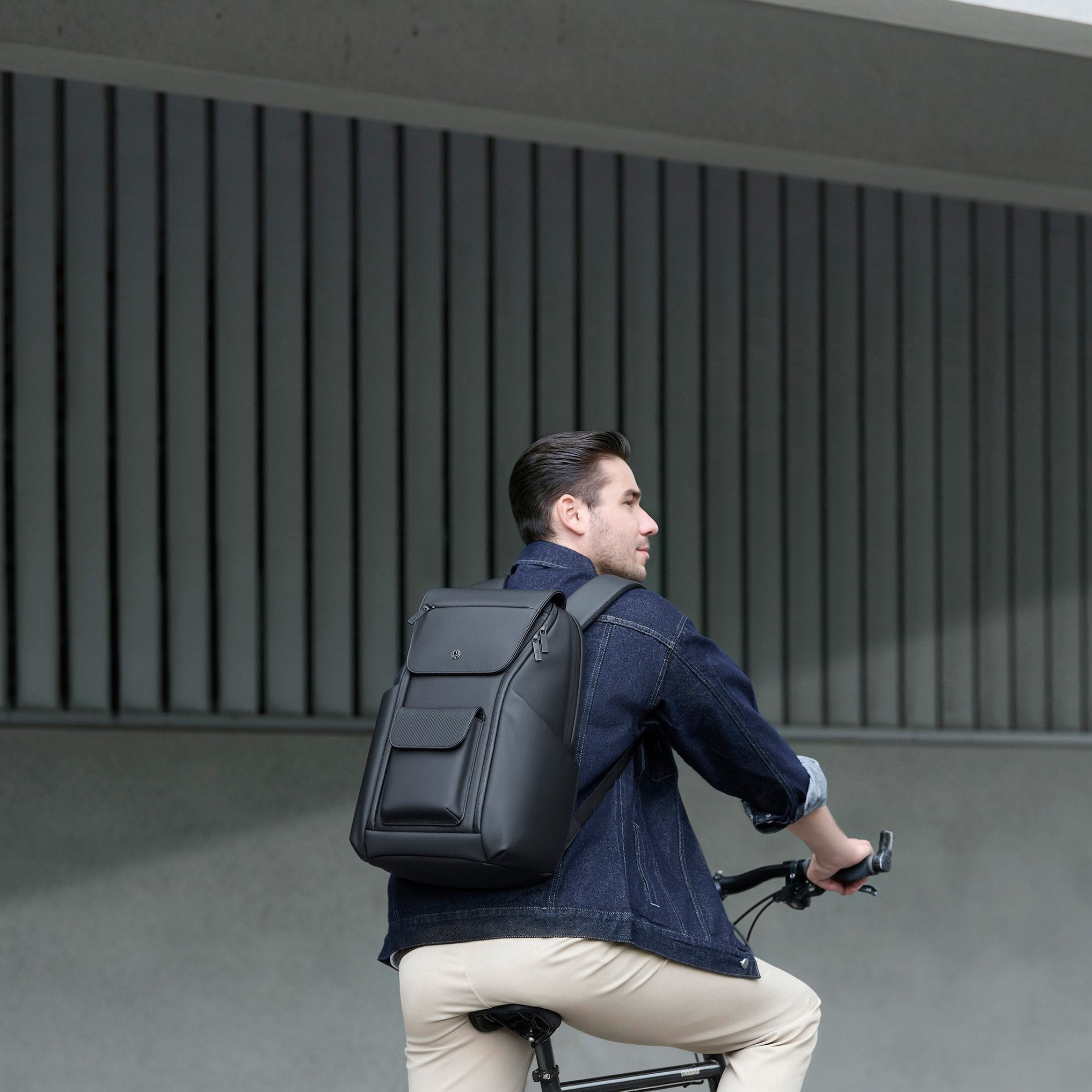 EAN 4711636273275 - ASUS ProArt Backpack PP2600 40,6 cm (16") Mochila Negro imagen 6