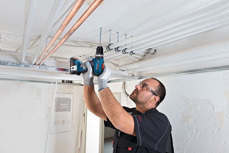 Taladro Percutor Inalámbrico Bosch Professional Gsb 18v-65 Professional Solo, 18 Voltios Azul, Sin Batería Ni Cargador, En L-Boxx 06019n3301