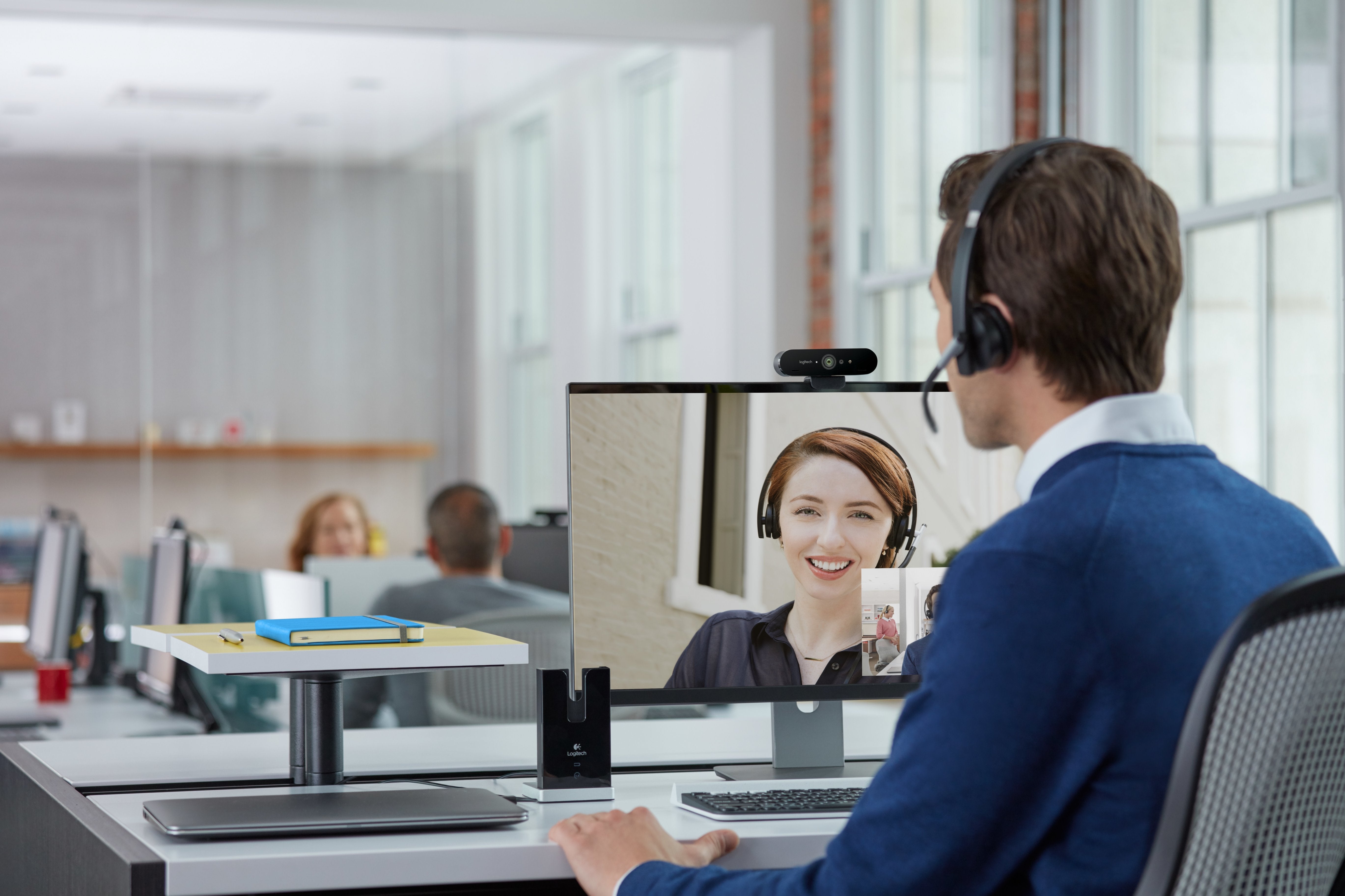 Logitech Webcam Brio Reslolucion 4k 90º Vision , Zoom Digital 5x, Enfoque Automatico