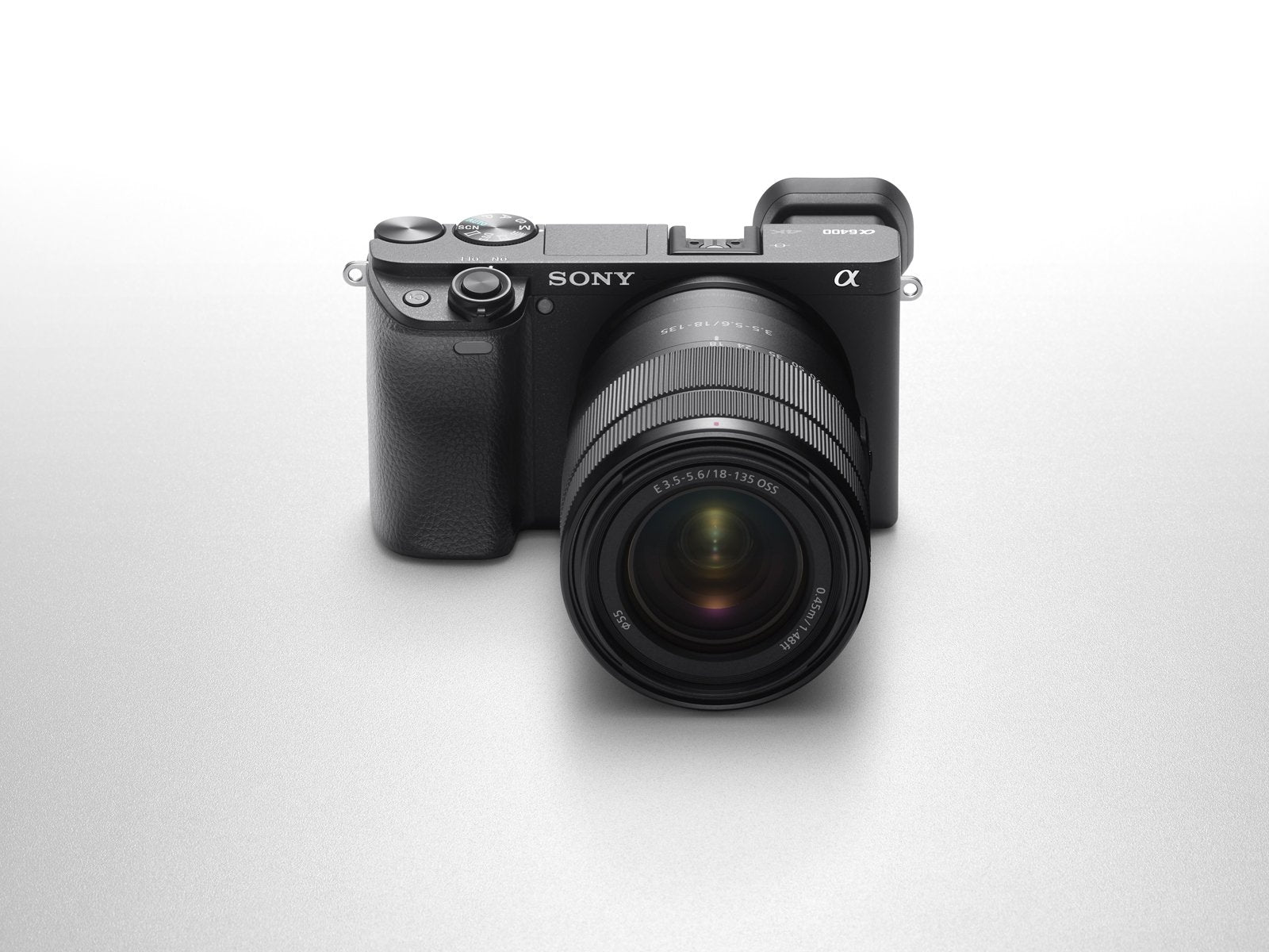 Sony Ilce-6400mb Cámara Evil Tipo E 24.2mp 4k Cmos Exmor Aps-C Bt Wifi Optica 18-135mm F/3.5-5.6 Oss