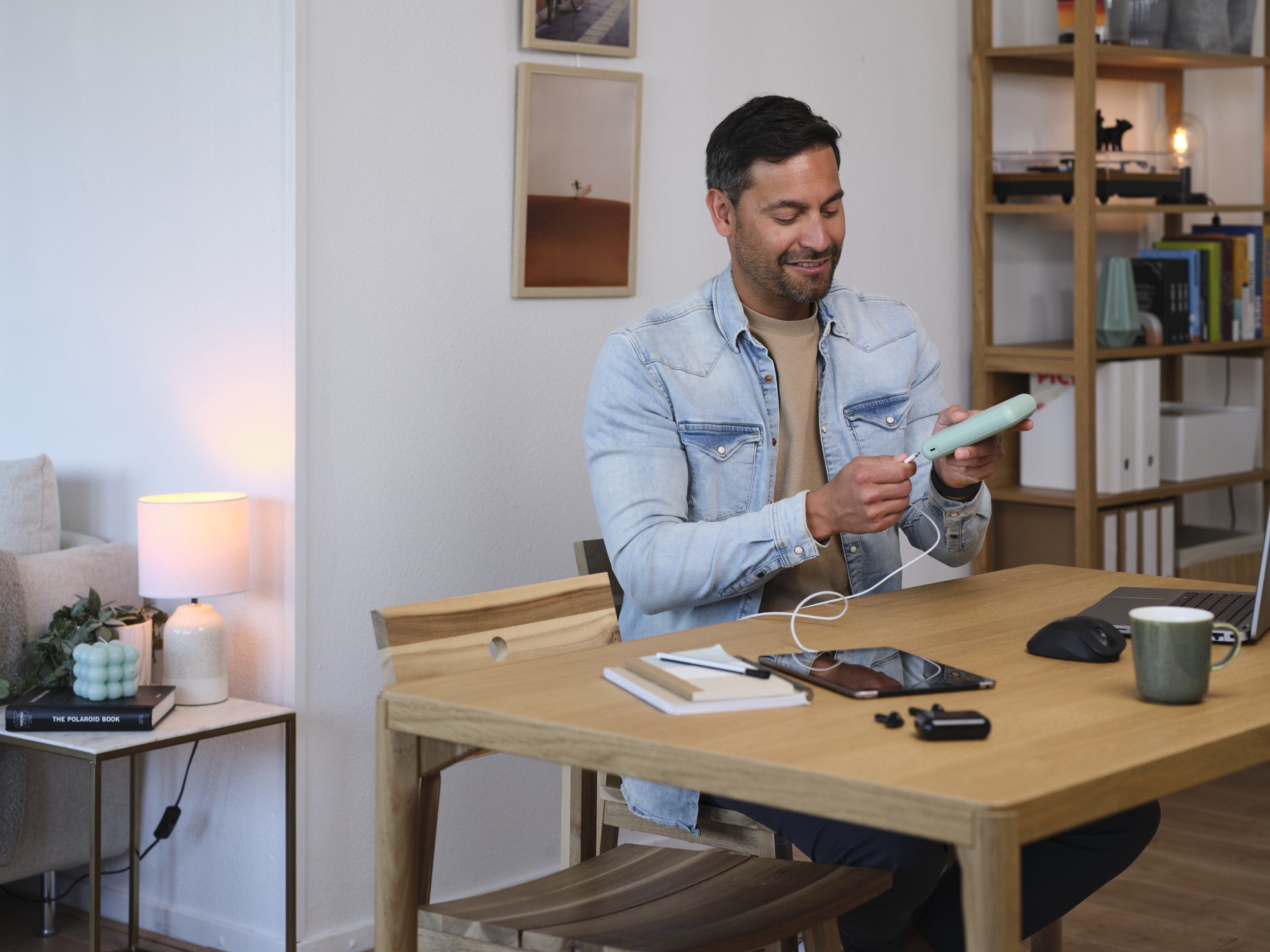 Powerbank Universal Trust 25035 Redoh 20000mah Color Verde 18w Carga Rapida 2xusb-C 1xusb-A