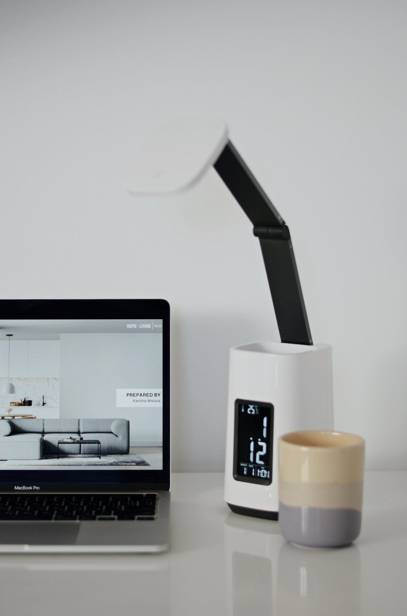 Lámpara De Escritorio Activejet Aje-Technic Led Desk Lamp With Display White