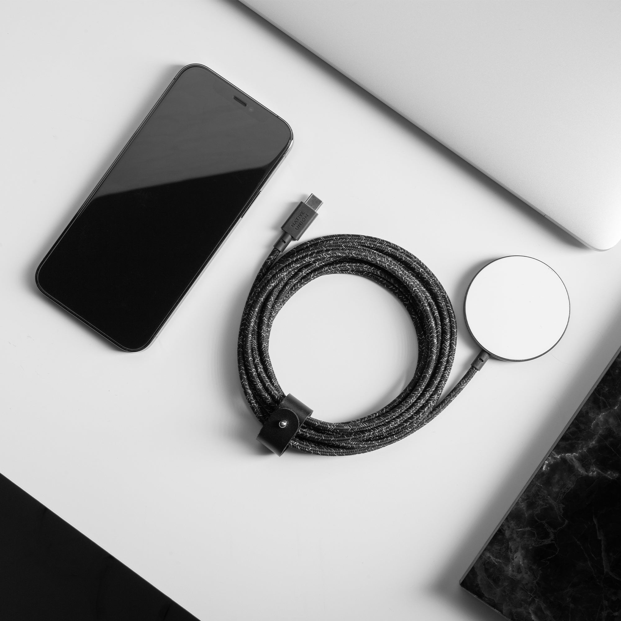EAN 4895200442868 - Native Union Snap Magnetic Wireless Charger Smartphone Negro, Blanco USB Cargador inalámbrico Carga rápid imagen 3