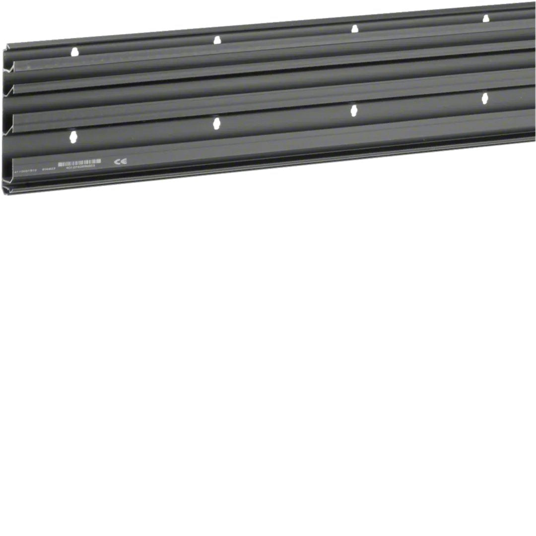 Hager Sockelleistenkanal- Sl201151 Unterteil 4kammern Pvc 20x115mm Schwarz