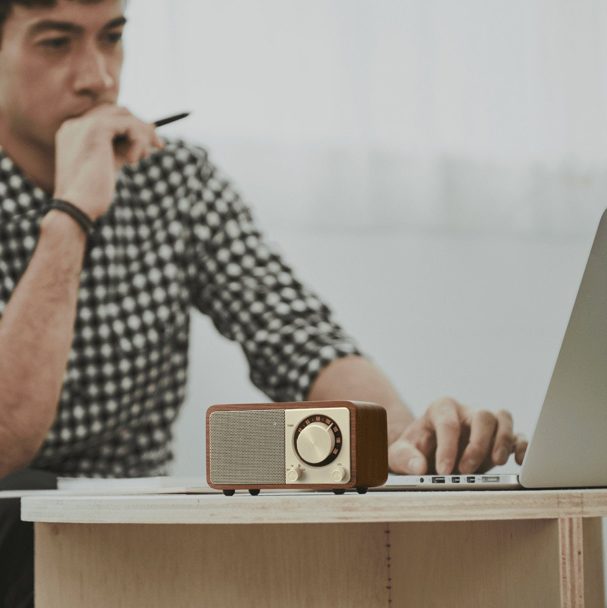 Sangean Wr-7 Nuez Radio Analógica Sobremesa Fm Bluetooth Batería Li-Ion Recargable