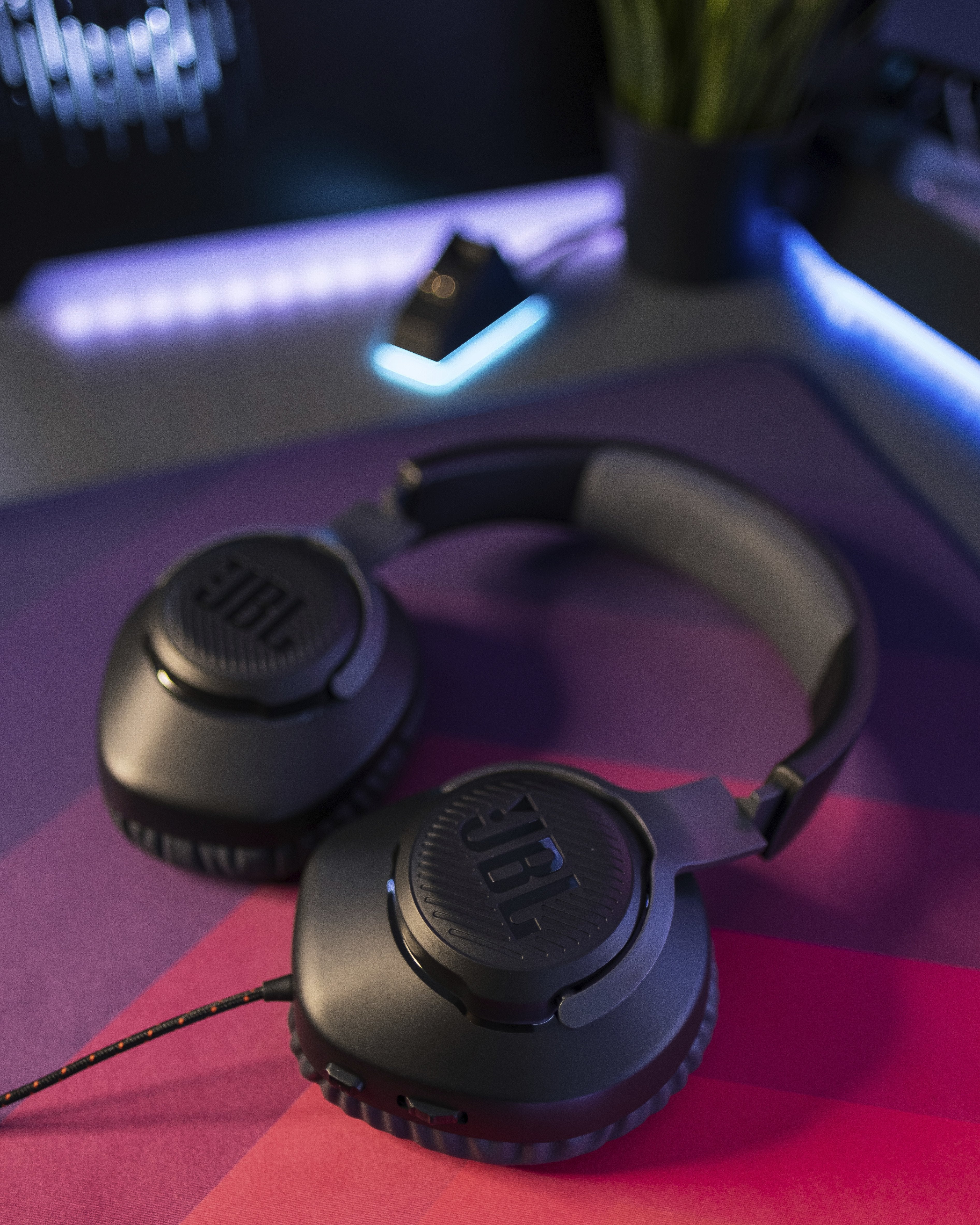 Auriculares Jbl Quantum 100 Gaming Black 3.5 Mm Connector