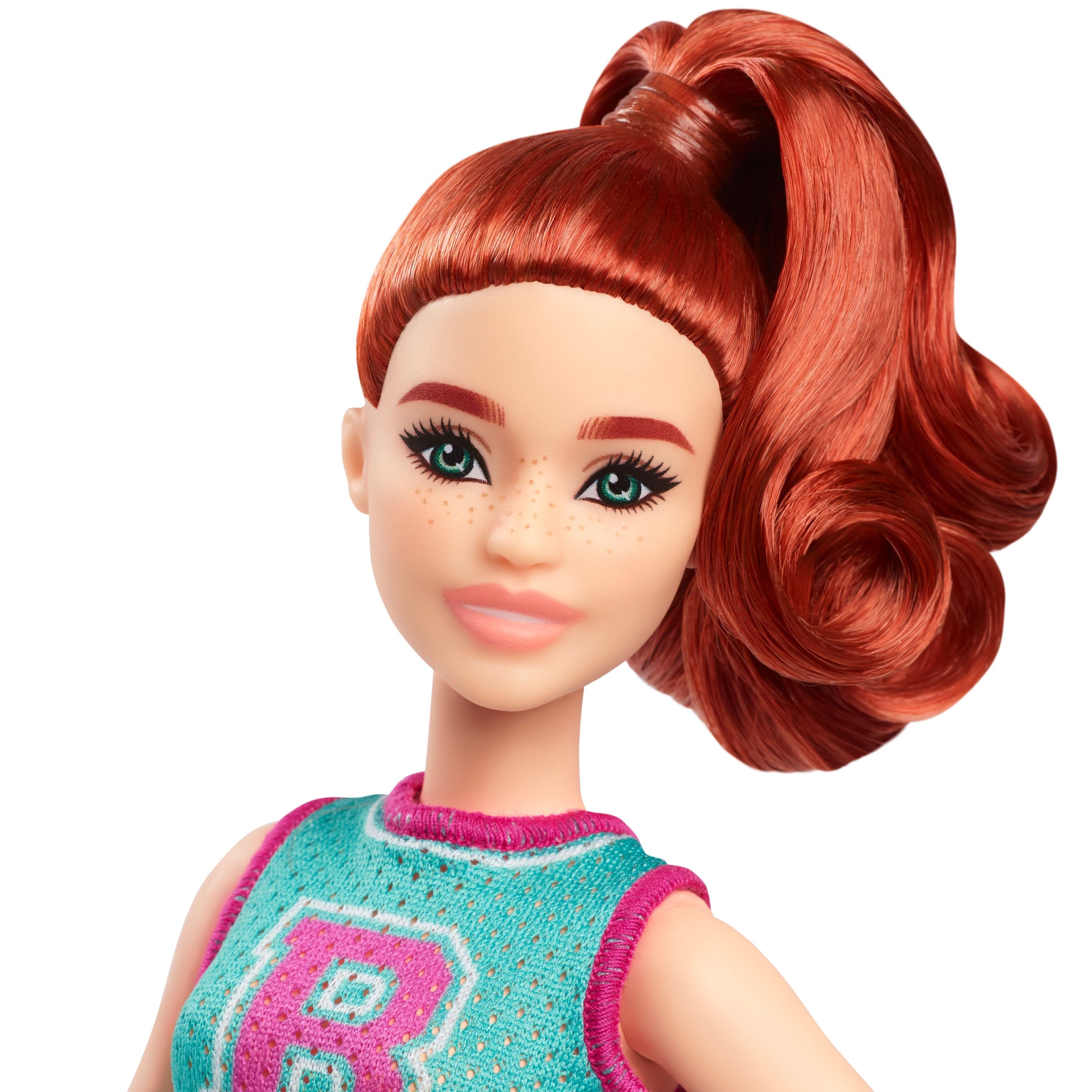 EAN 0194735255603 - Barbie Fashionistas HYT90 muñeca imagen 3