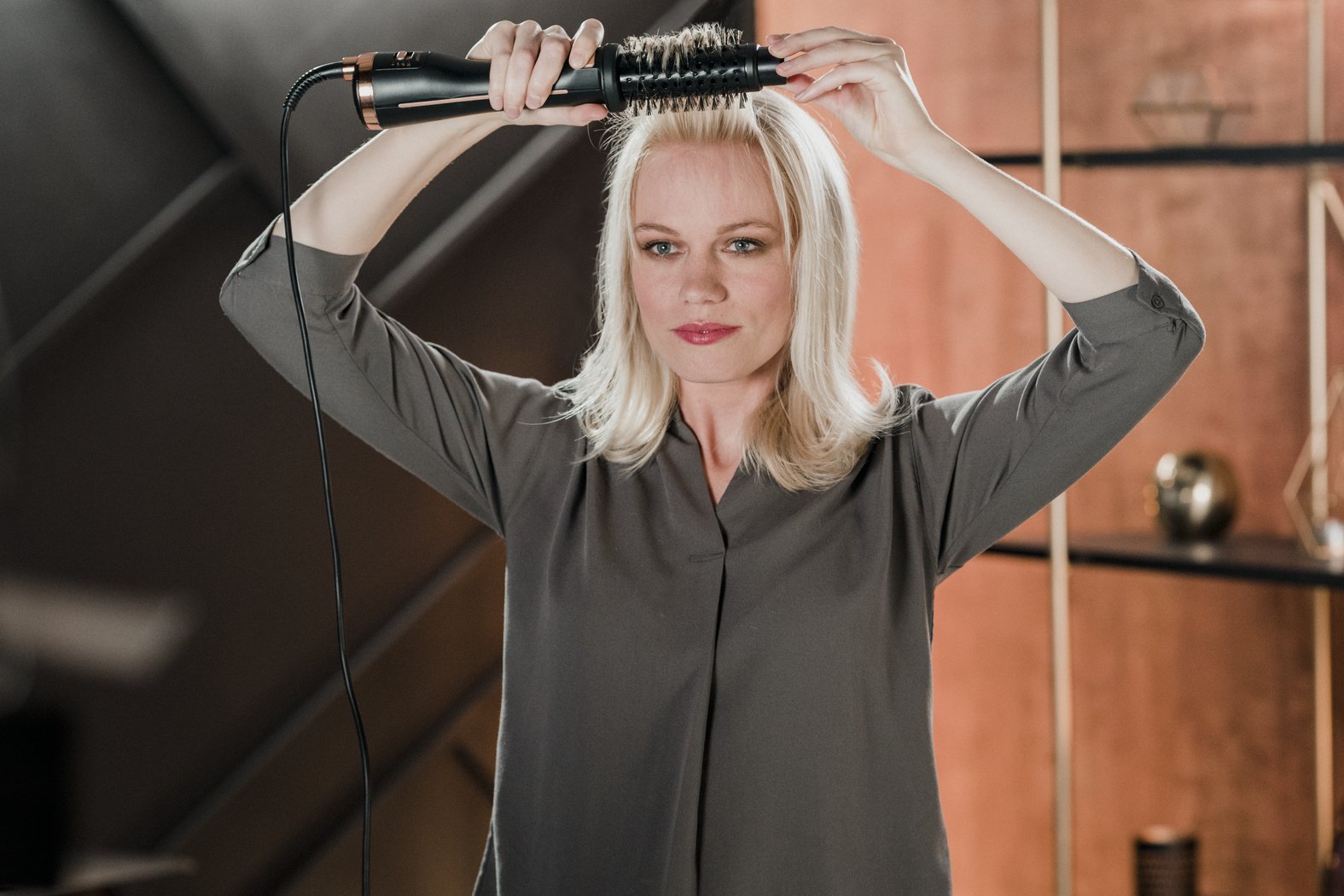 Rowenta Ultimate Experience Cf9625 Cepillo De Aire Caliente Caliente Negro, Bronce 750 W