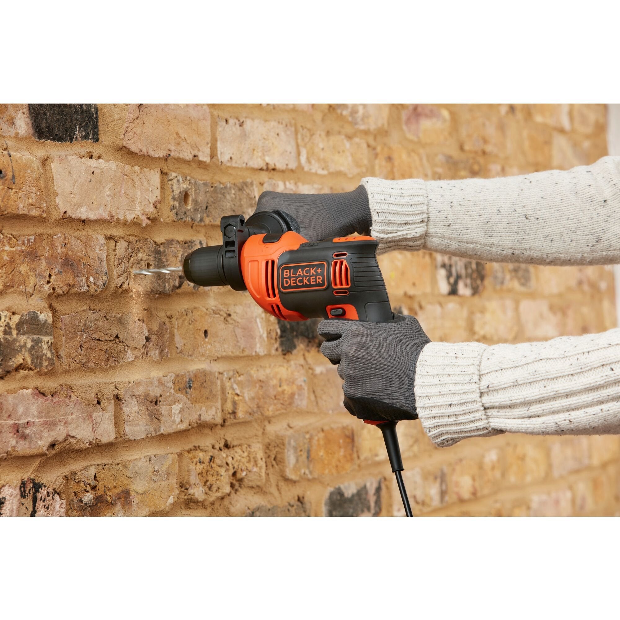 EAN 5035048681268 - Black & Decker BEH710-QS taladro 2800 RPM Negro, Naranja imagen 4