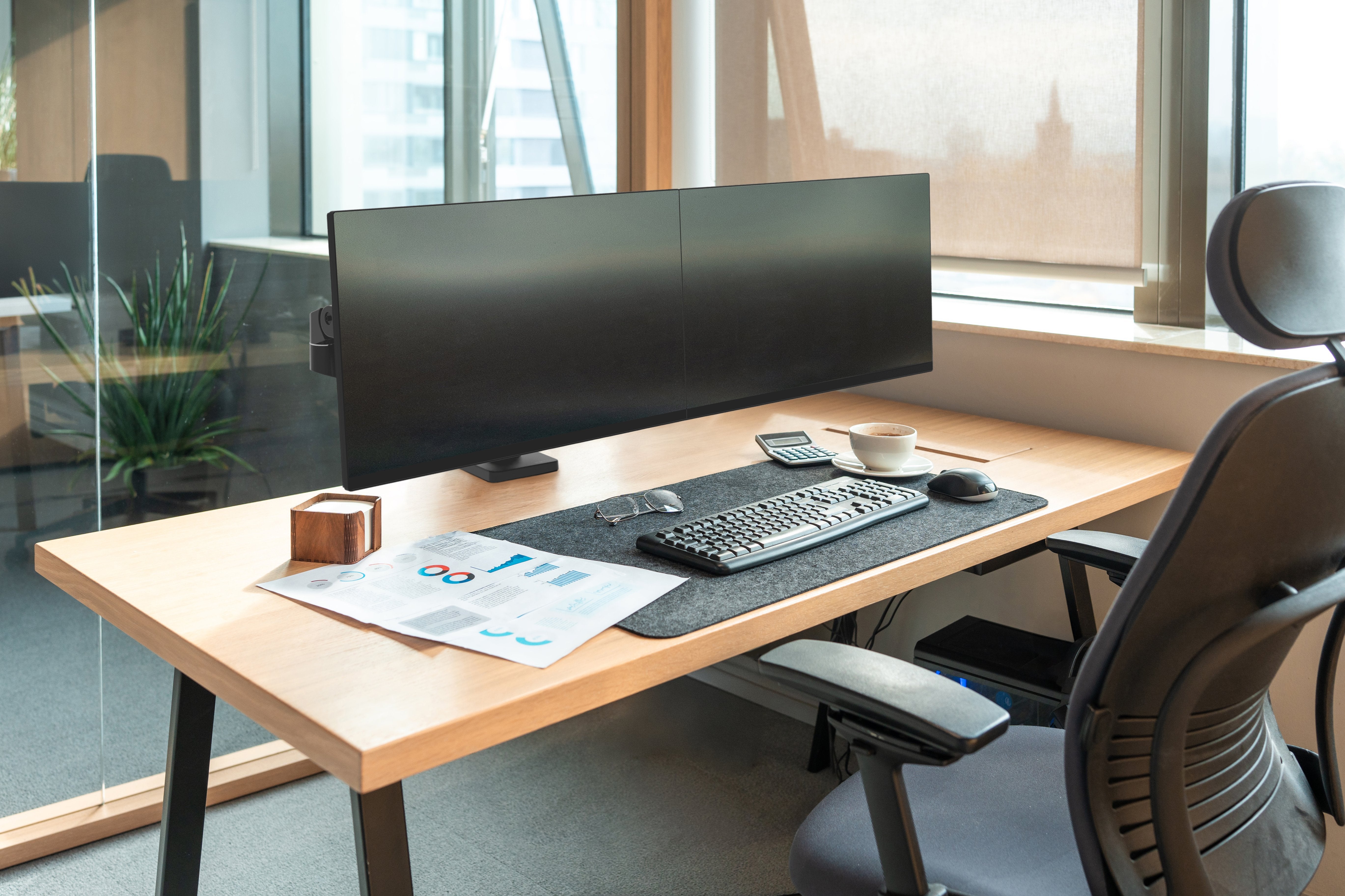 EAN 698833091687 - Ergotron LX Pro Series 45-686-292 soporte para monitor 68,6 cm (27") Escritorio Negro imagen 6