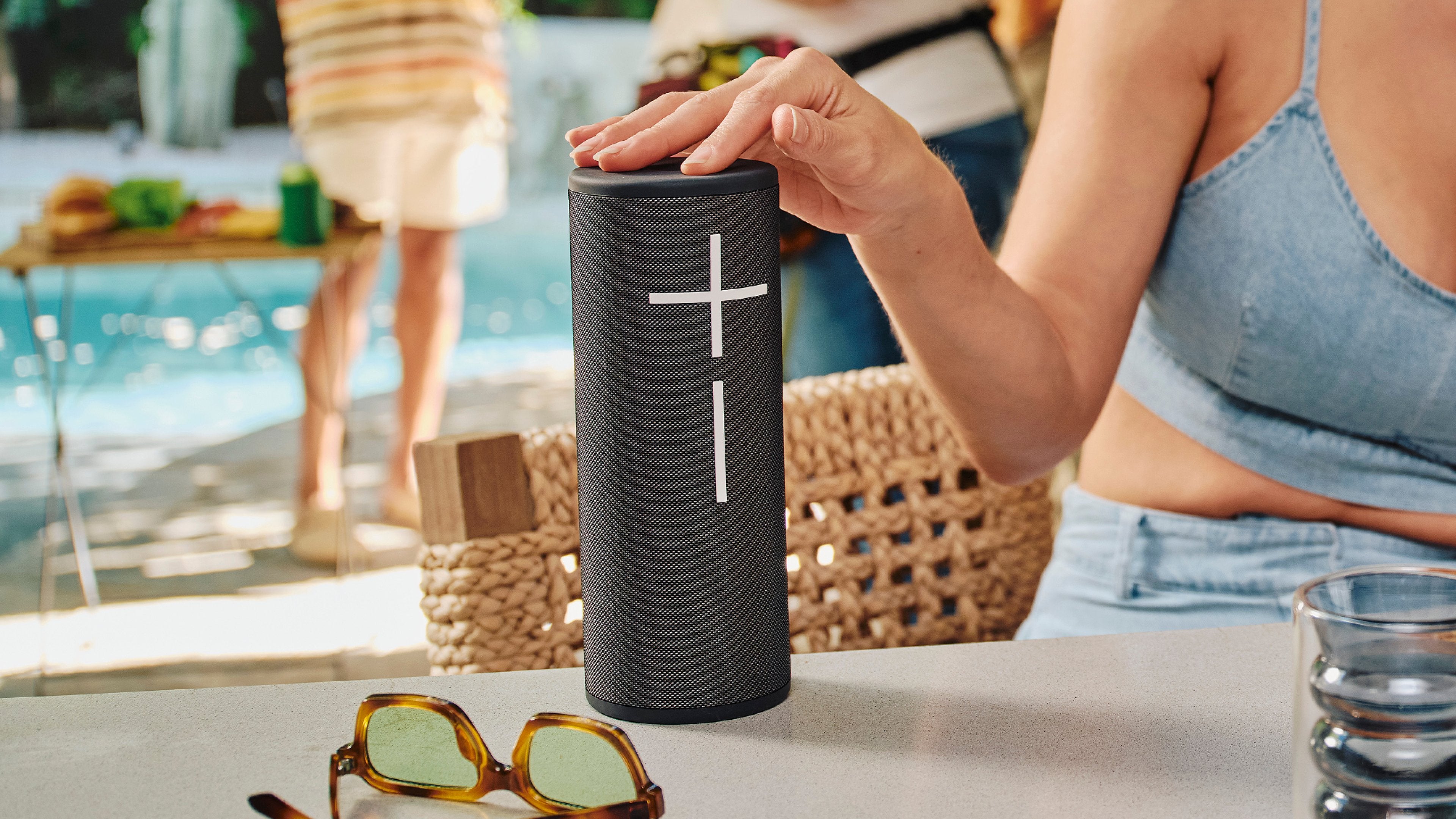EAN 5099206125247 - Ultimate Ears MEGABOOM 4 Altavoz portátil estéreo Negro imagen 5