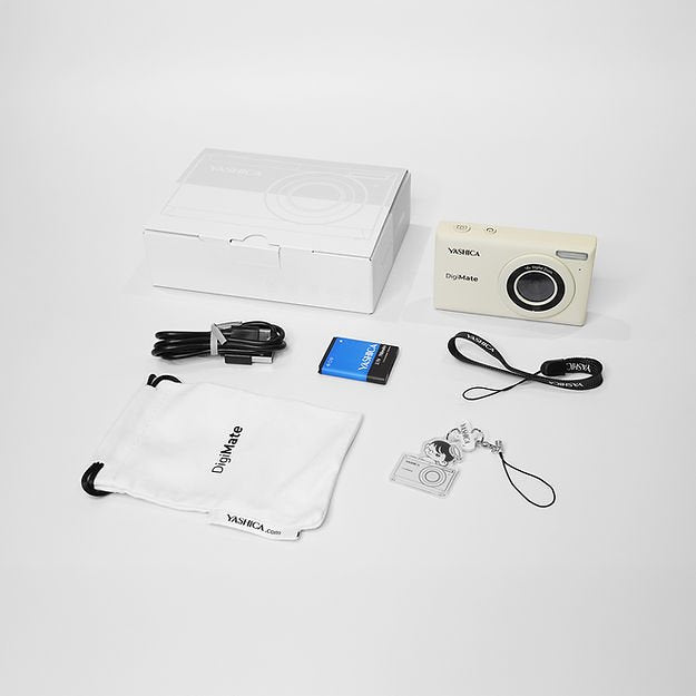 Cámara Yashica Digimate Compacta 64 Mp Cmos Blanco