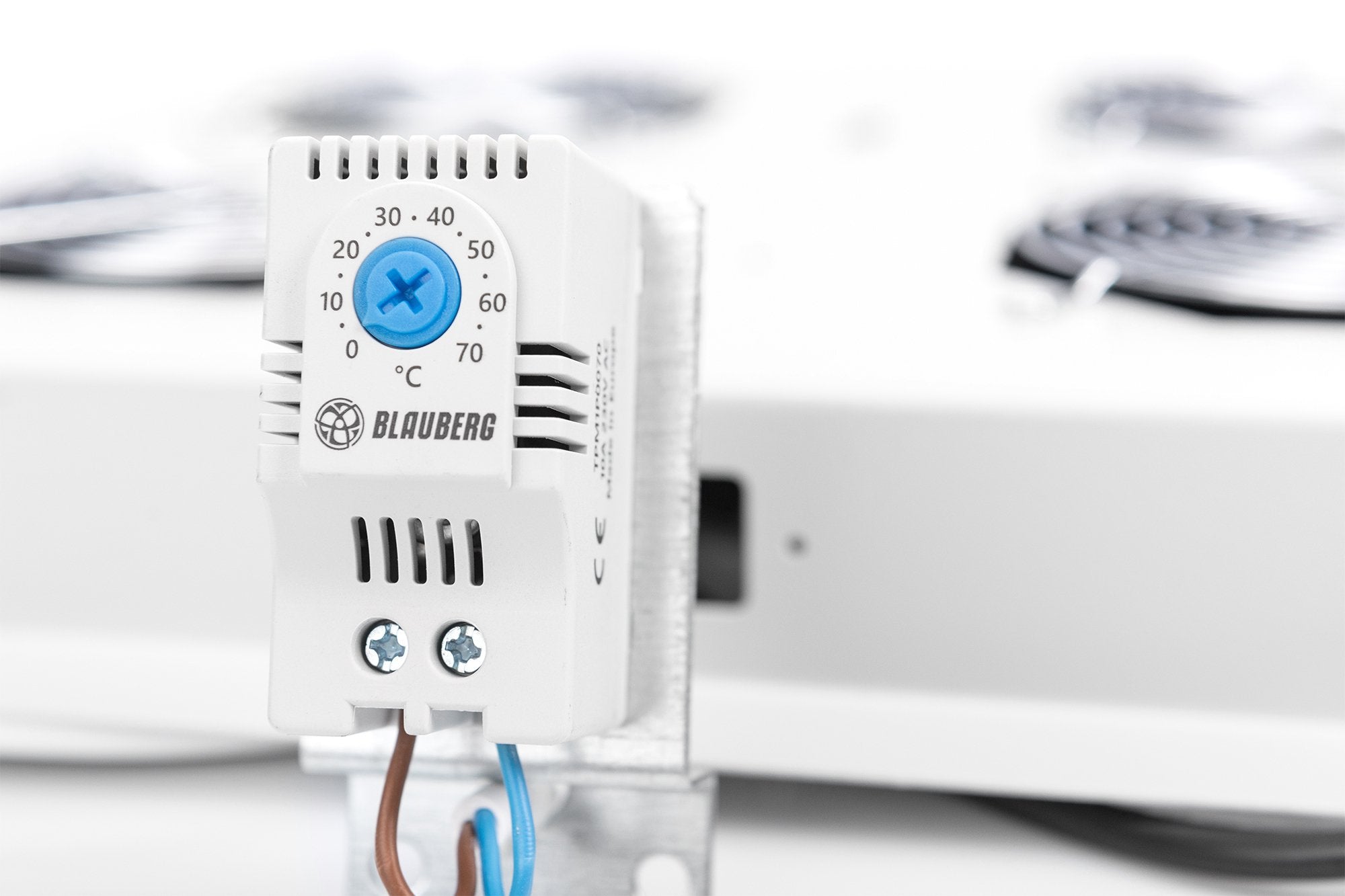 EAN 4016032331247 - Digitus DN-19 FAN-4-N equipo de refrigeración para rack imagen 2