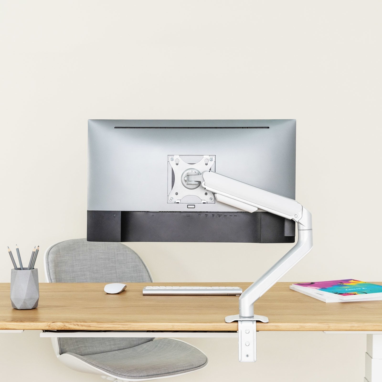 Tooq Soporte Mesa Pantallas Giratorio Inclinacion 1 Brazo 17-32" - Blanco