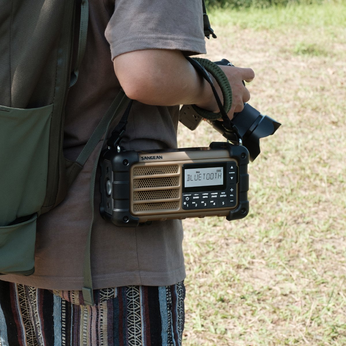 Radio Sangean Mmr-99 De Emergencia Con Sintonización Digital Naranja Desierto