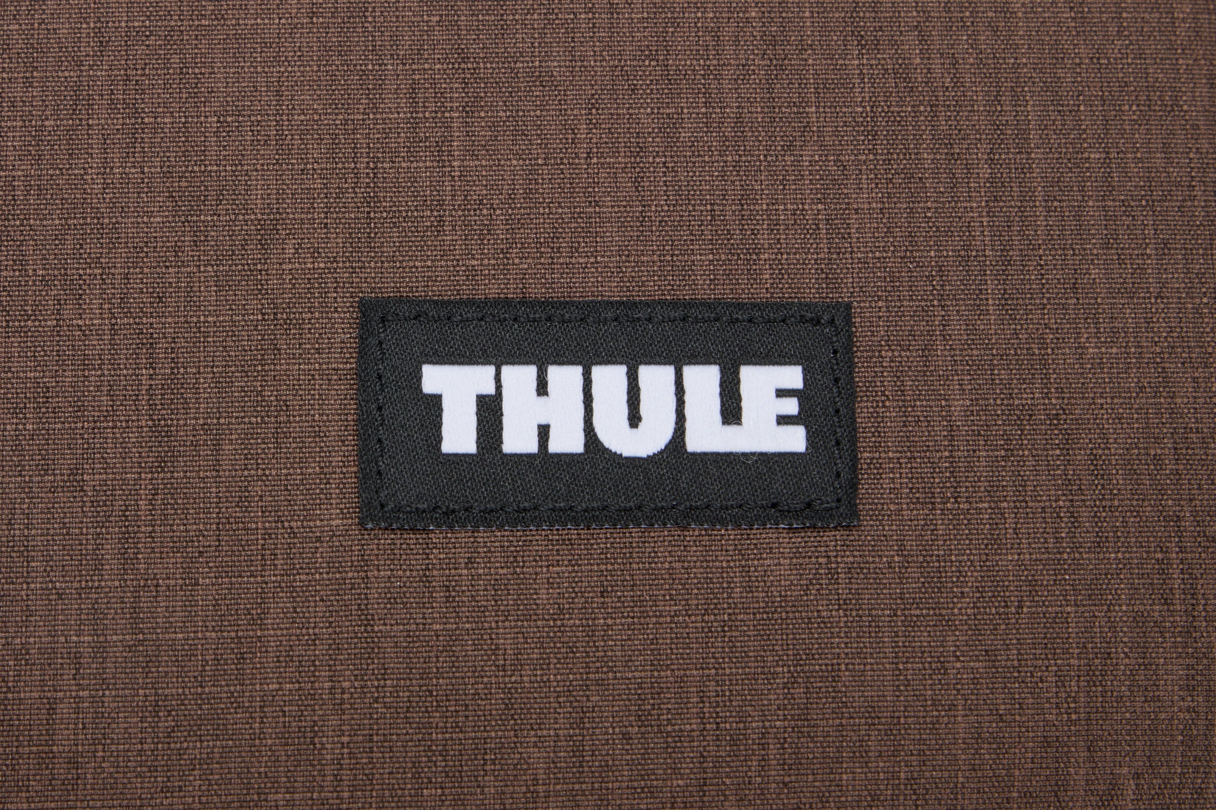 Thule Lithos Sleeve Macbook Pro 16" - Nuanced Brown, 3205461