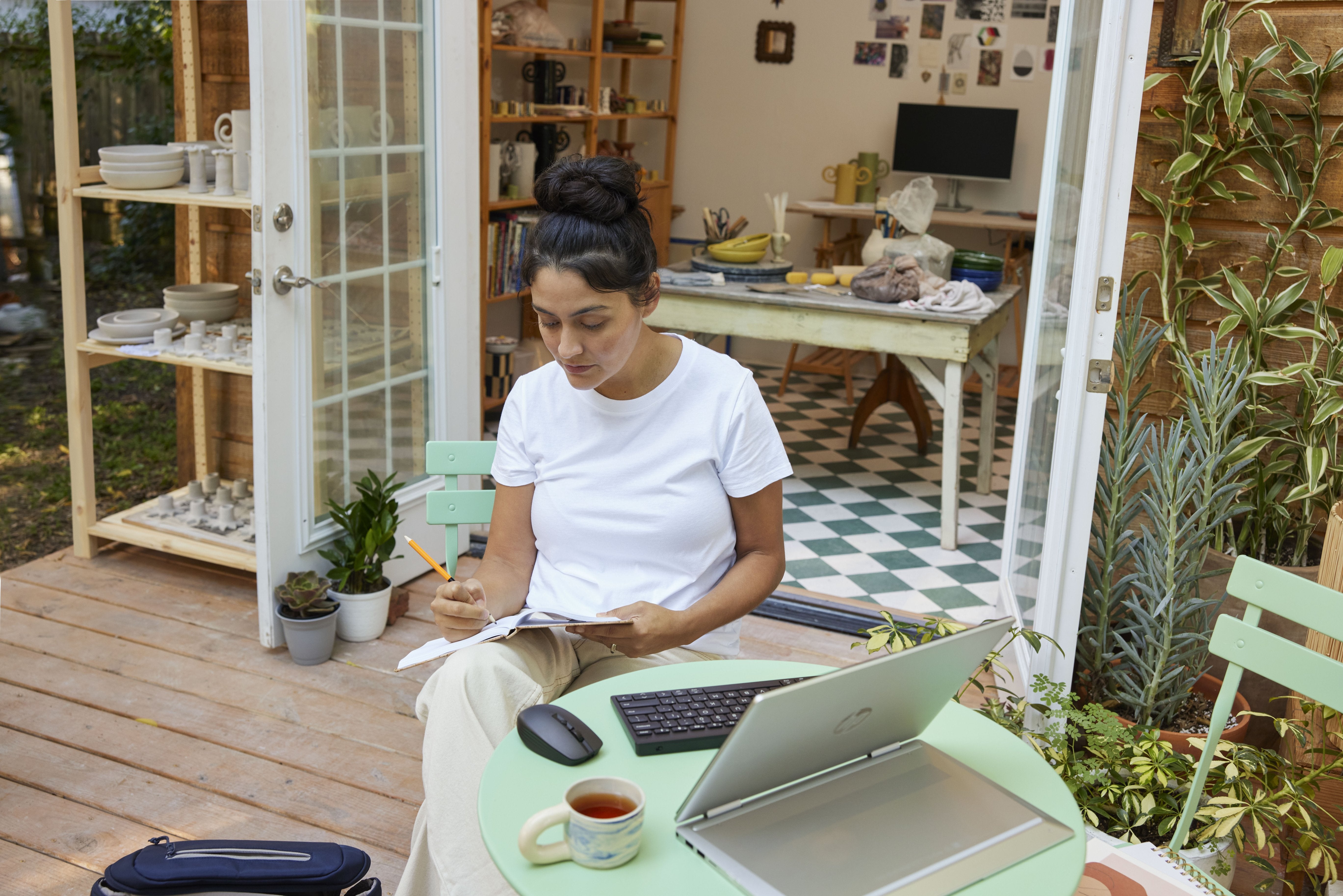 EAN 196548515943 - HP 350 BLK Compact Multi-Device Keyboard teclado Hogar Negro imagen 13