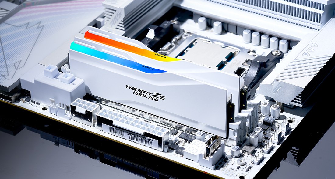 Memoria G.Skill  Dimm 32 Gb Ddr5-6000 (2x 16 Gb) Dual-Kit (F5-6000a3636f16gx2-Tz5nxrw, Trident Z5 Neo X Rgb) F5-6000a3636f16gx2-Tz5nxrw