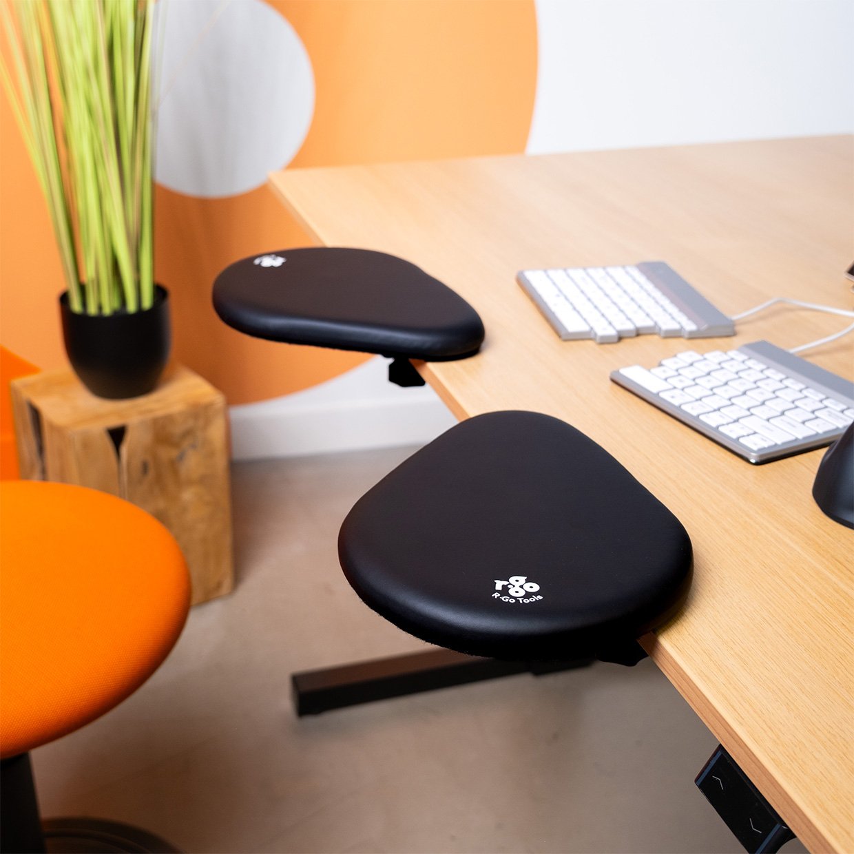 Armrest Ergonomic Split/Black Rgoarmsp R-Go Tools