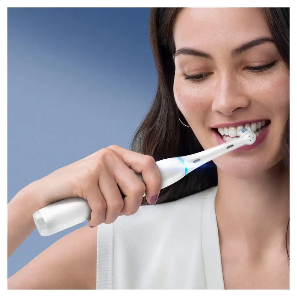 EAN 4210201408543 - Oral-B iO Series 8N Adulto Cepillo dental vibratorio Blanco imagen 6