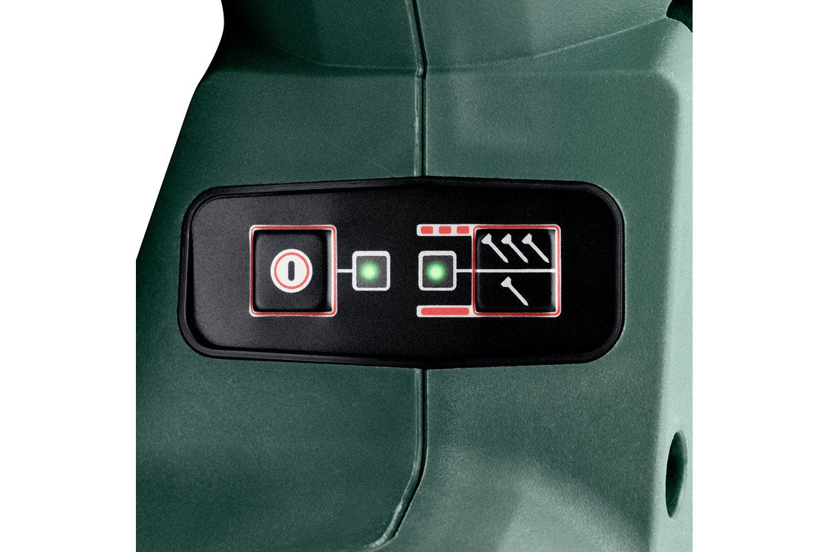 Clavadora A Batería Metabo Nfr 18 Ltx 90 Bl