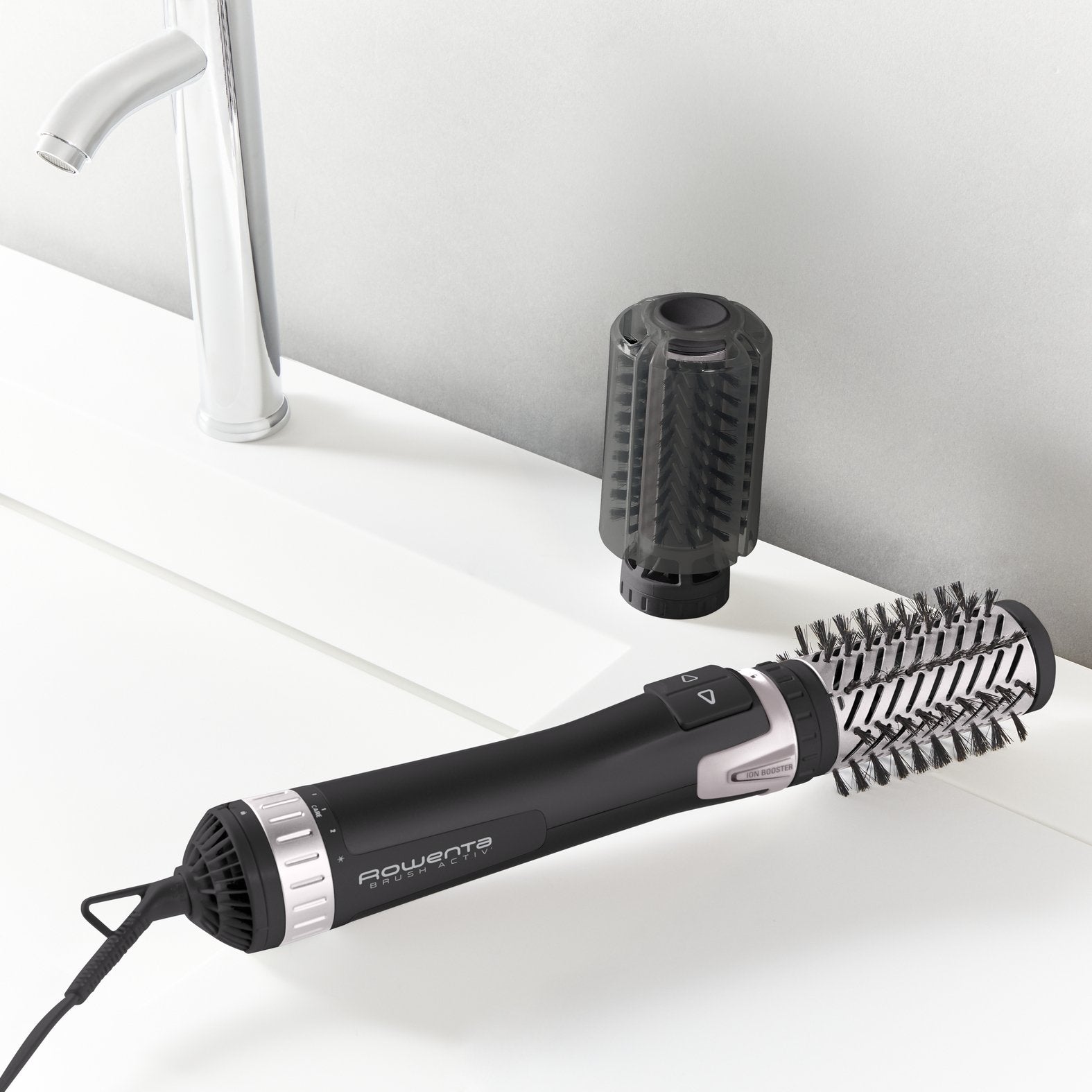 EAN 3121040089392 - Rowenta Brush Activ' Dry & Style CF9550 Cepillo de aire caliente Caliente Negro 1000 W 1,8 m imagen 5